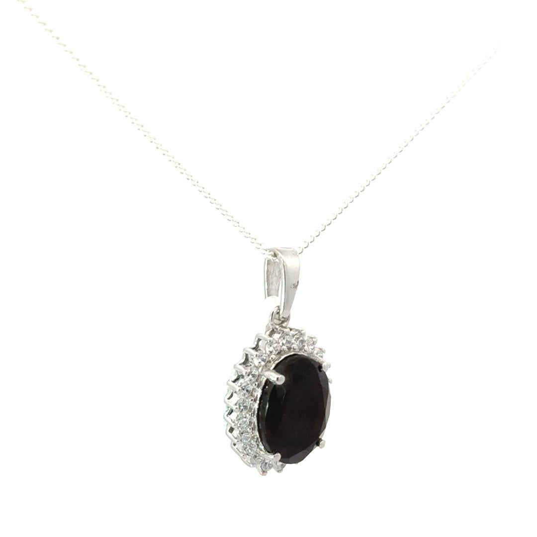 Art Nouveau Ciondolo a forma di aureola con granato taglio ovale da 9,5 carati in argento Sterling 925 per la nonna in vendita