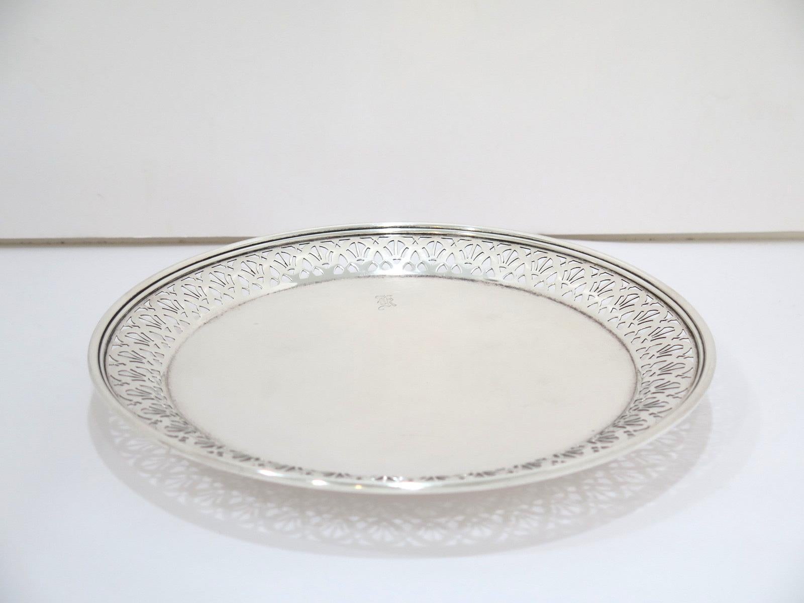 American 9.5 in Sterling Silver Tiffany & Co. Vintage Art Deco Footed Round Serving Plate