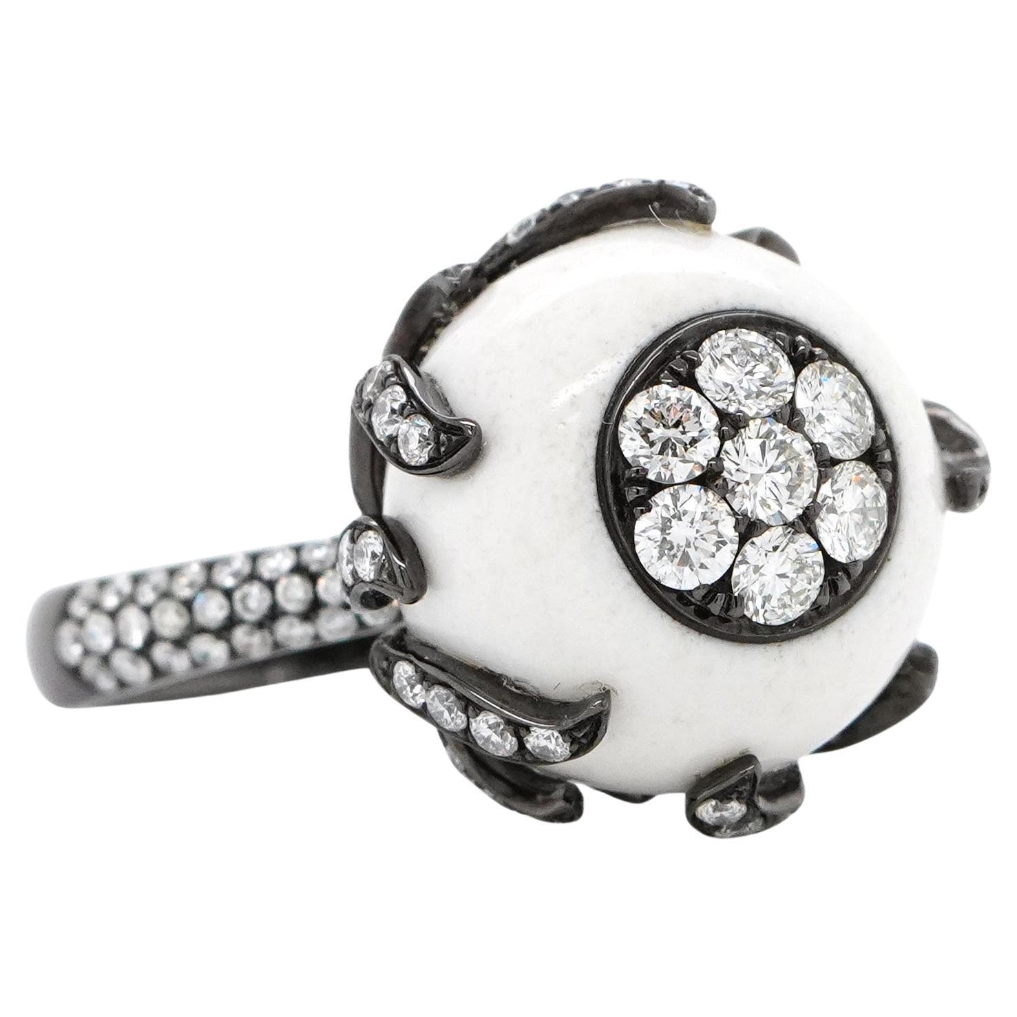95 piece Diamond Cocktail Ring Gold darkened gold, Agate Diamond Ring For Sale