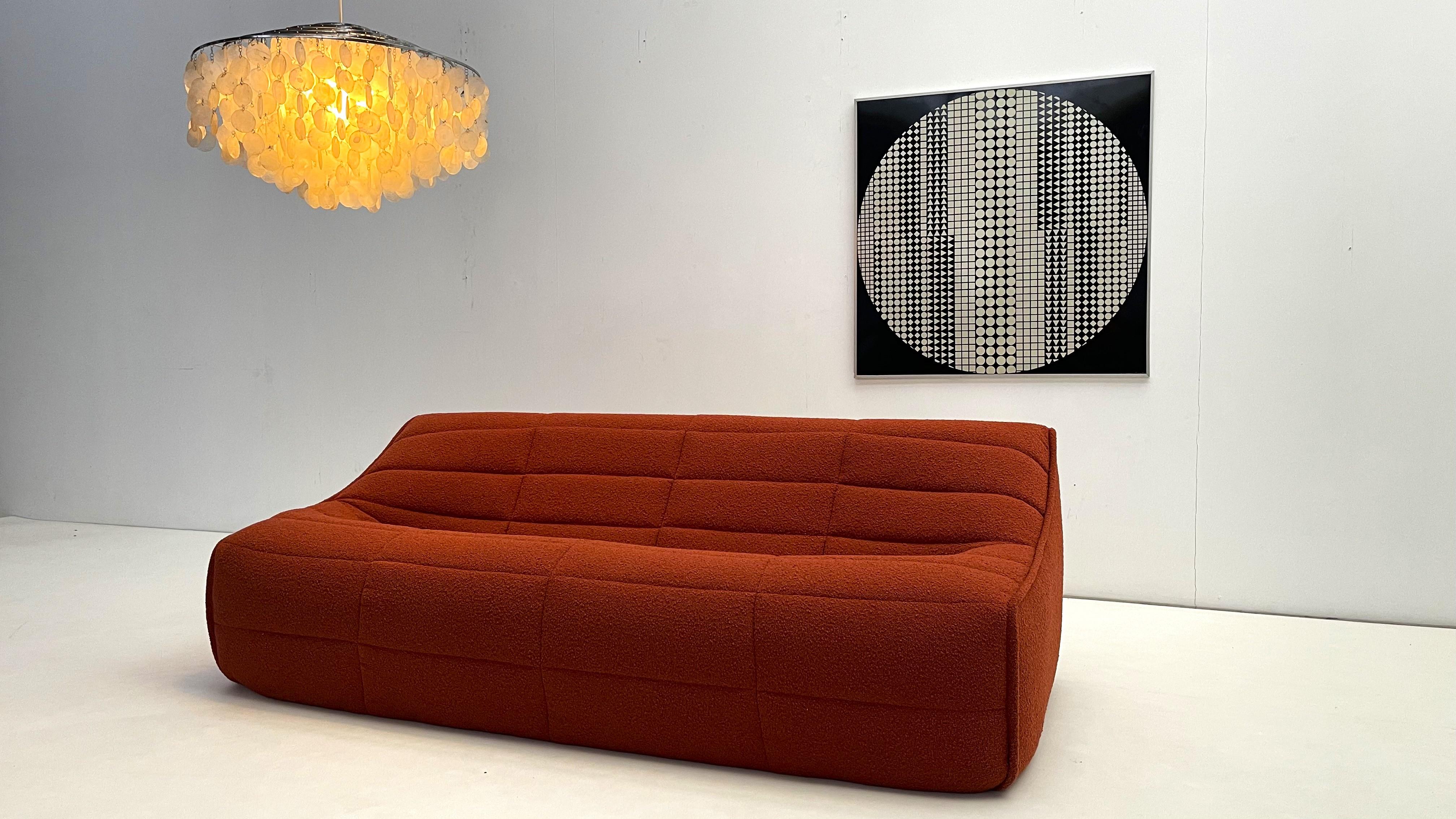 Serigrafía firmada por Victor Vasarely número 73/300 en marco de aluminio 

No dudes en ponerte en contacto con nosotros si necesitas más información. Estaremos encantados de ayudarte en todo lo que podamos.

Negociable dentro de lo razonable.