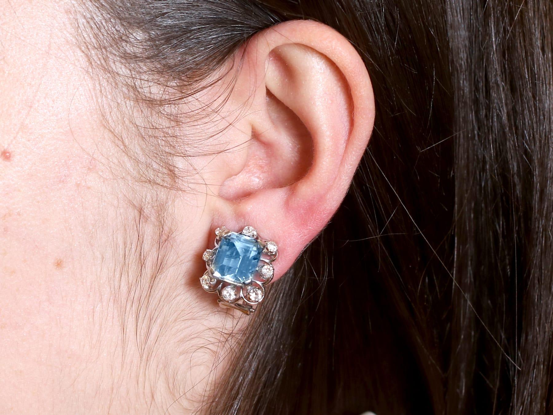 9.50 Carat Aquamarine 0.80 Carat Diamond 18 Karat White Gold Earrings Circa 1950 For Sale 4