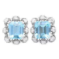 Vintage 9.50 Carat Aquamarine 0.80 Carat Diamond 18 Karat White Gold Earrings Circa 1950