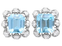 Orecchini in oro bianco 18 carati con acquamarina 9,50 carati e diamante 0,80 carati CIRCA 1950