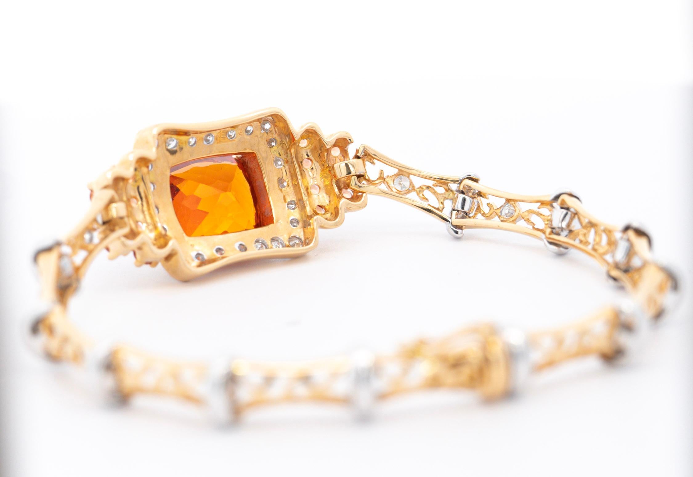 9.50 Carat GIA Certified Spessartine Garnet & Diamond Bracelet in 18K Gold  For Sale 1