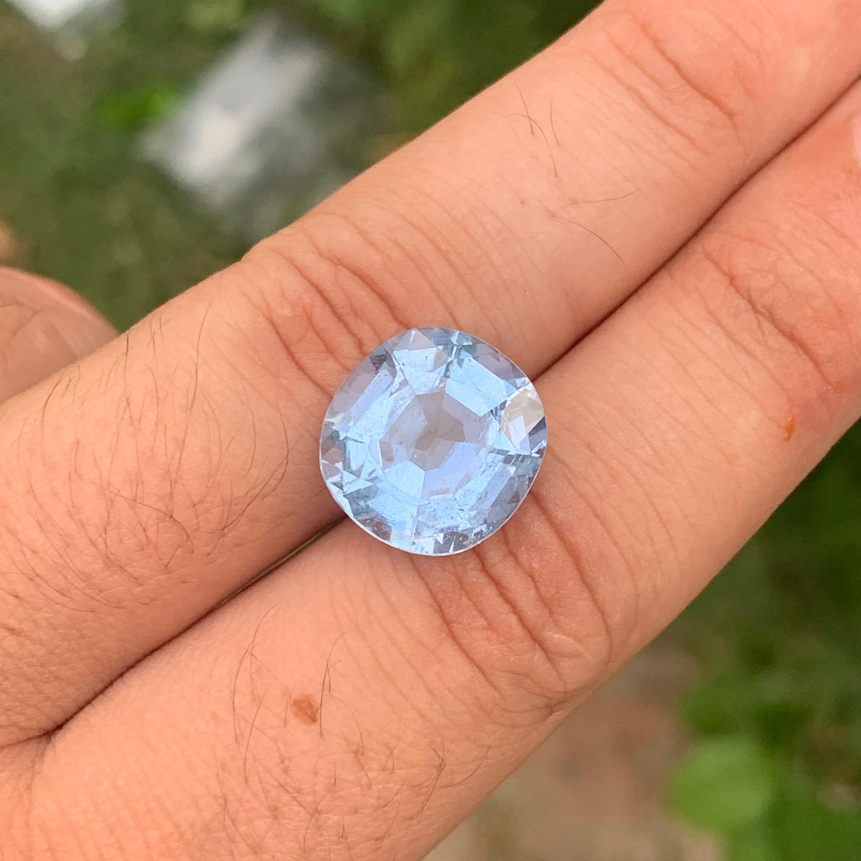 9,50 carati di acquamarina naturale sfusa Goshenite, pietra preziosa a forma di cuscino in vendita 2