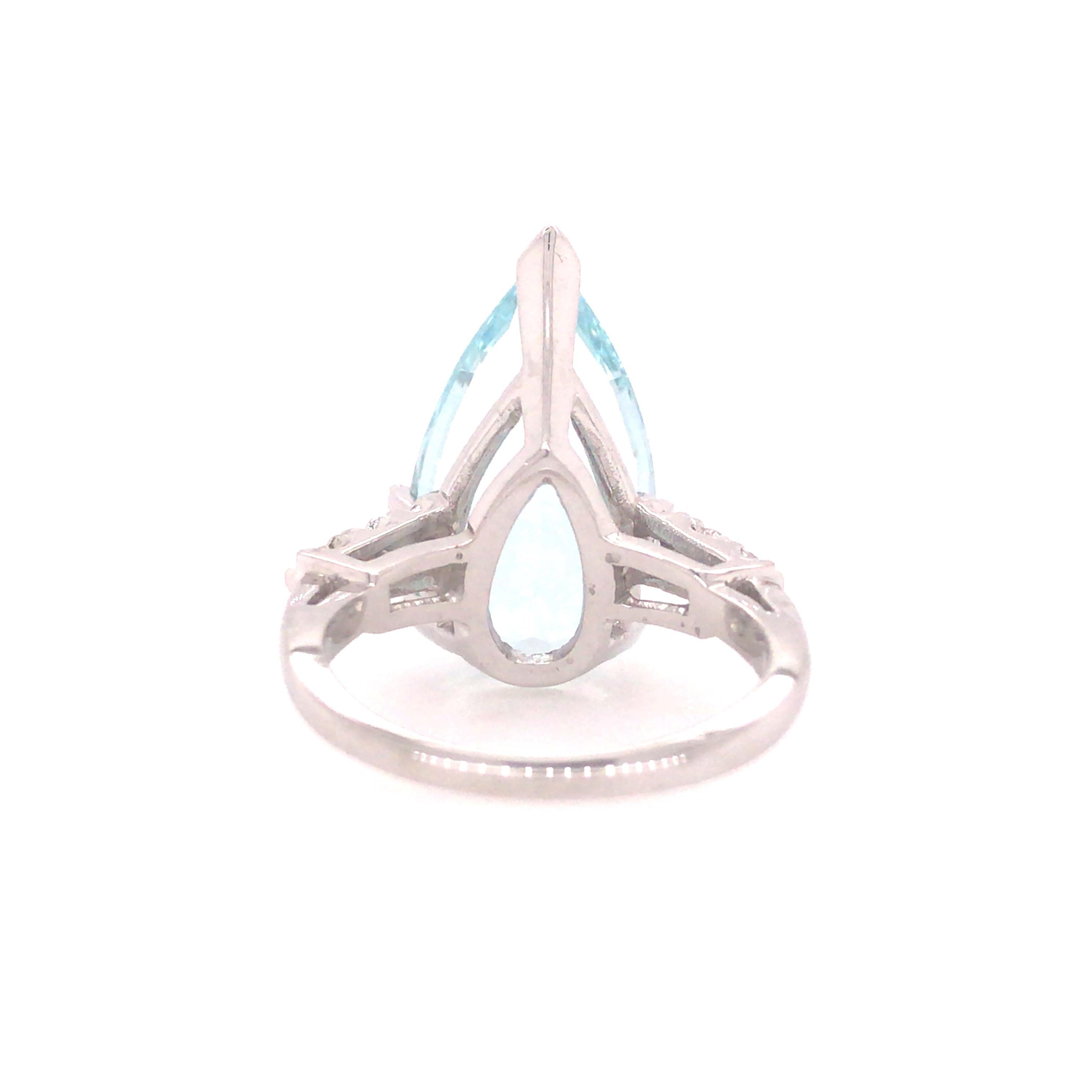 Pear Cut 9.50 Carat Pear Shape Aqua Ring with Diamonds in 14k White Gold For Sale