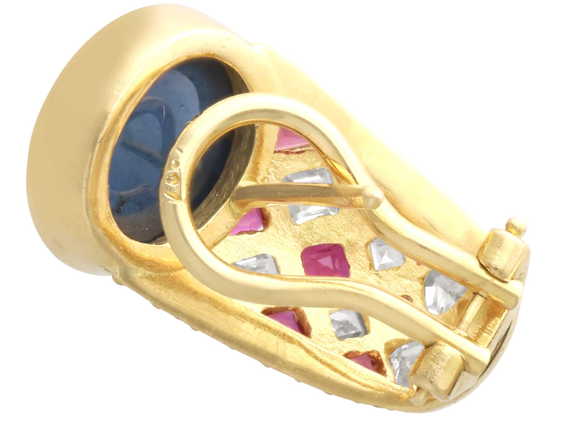 Boucles d'oreilles en or jaune 18 carats avec saphir de 9,50 carats, rubis de 0,72 carat et diamants de 1,00 carat en vente 1
