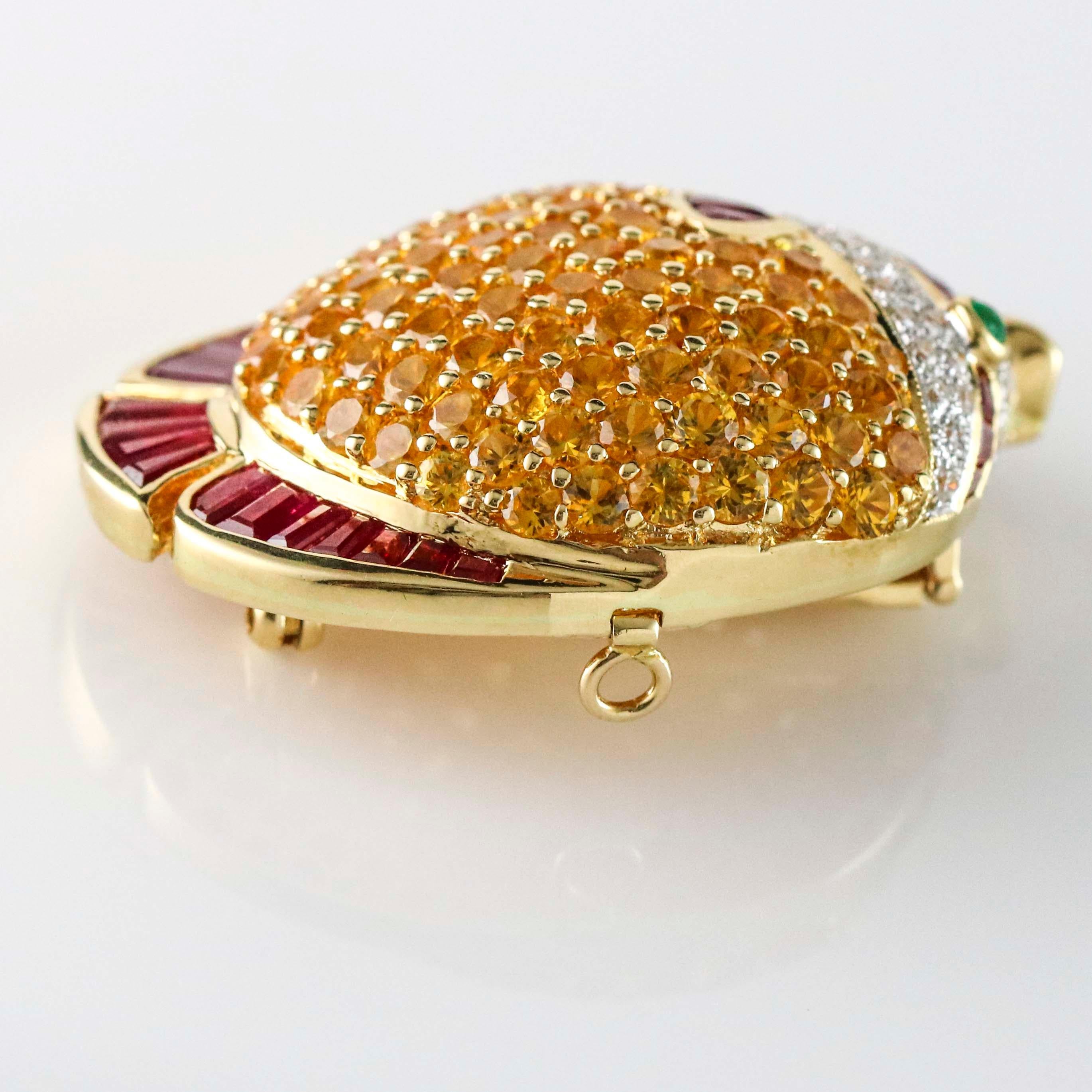 9.50 Carat Yellow Sapphire, Ruby and Diamond 18 Karat Yellow Gold Fish Brooch In Good Condition For Sale In Fort Lauderdale, FL