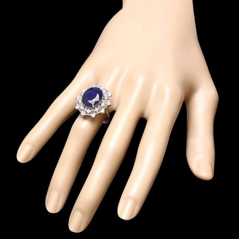 9.50 Carats Natural Blue Sapphire and Diamond 14K Solid White Gold Ring In New Condition For Sale In Los Angeles, CA