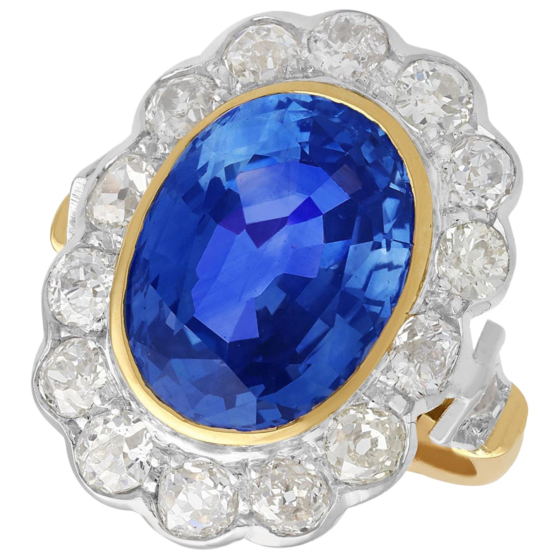 9.50 Carat Sapphire and 2.50 Carat Diamond Yellow Gold Cluster Ring