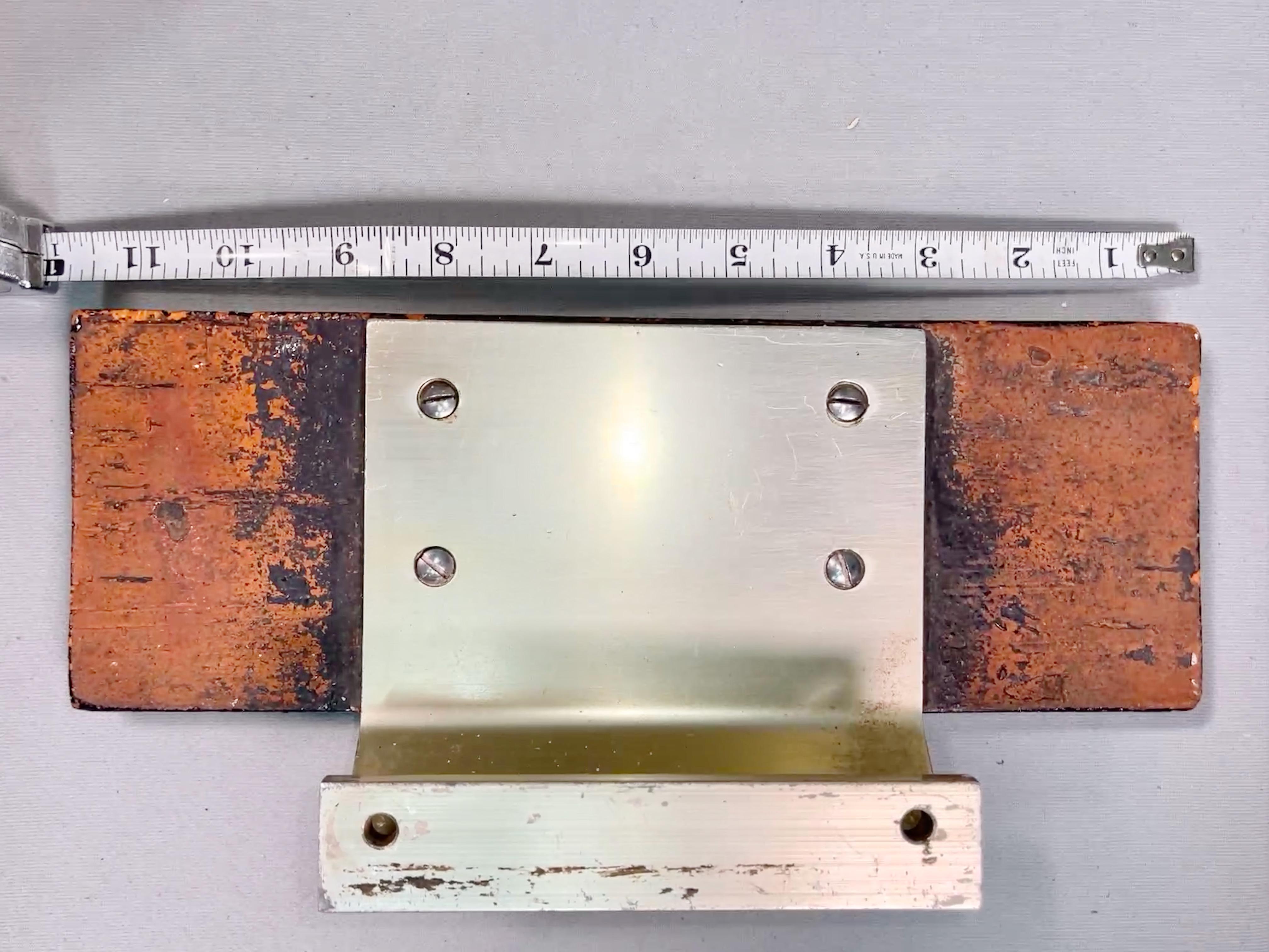 Tirador de puerta de loza esmaltada italiana de los años 950 en Bueno estado para la venta en Hanover, MA