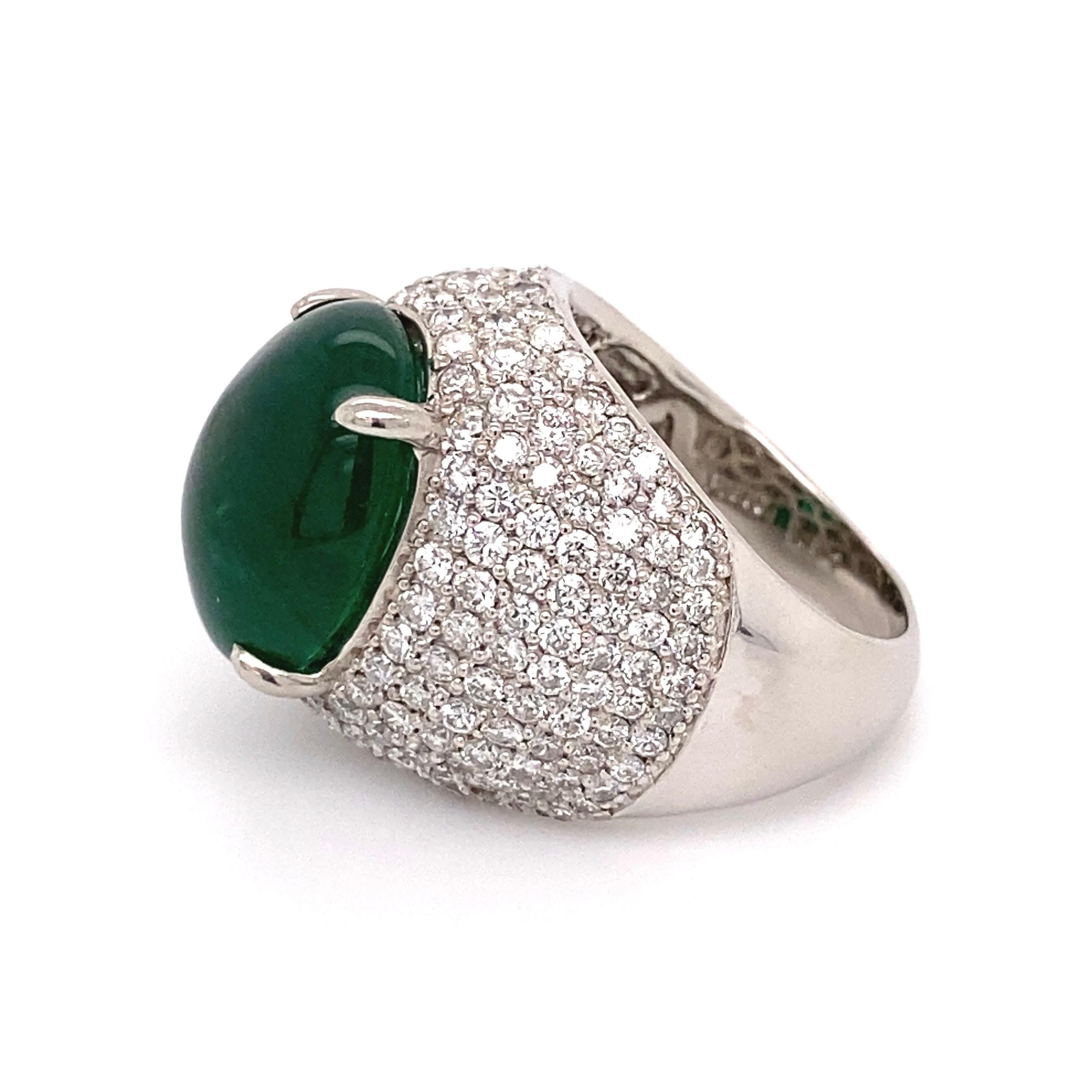 Mixed Cut 9.51 Carat Emerald GIA and Diamond Pave Platinum Dome Ring Estate Fine Jewelry For Sale