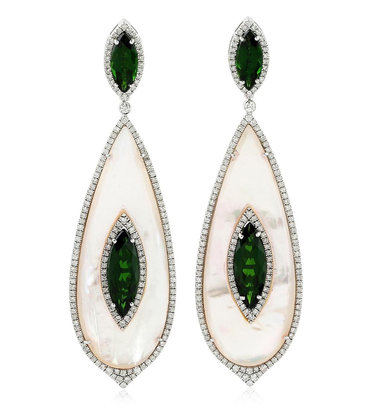 Pear Cut 9.52 Carat Chrome Diopside Mother of Pearl Diamond 18 Karat Gold Earrings For Sale
