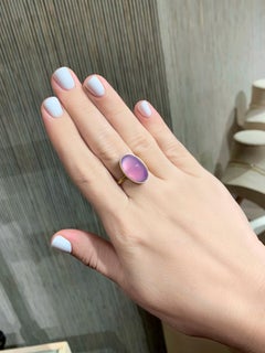 9.53 Carat Lavender Chalcedony Oval Cabochon Yellow Gold Ring, Lola Brooks, 2022