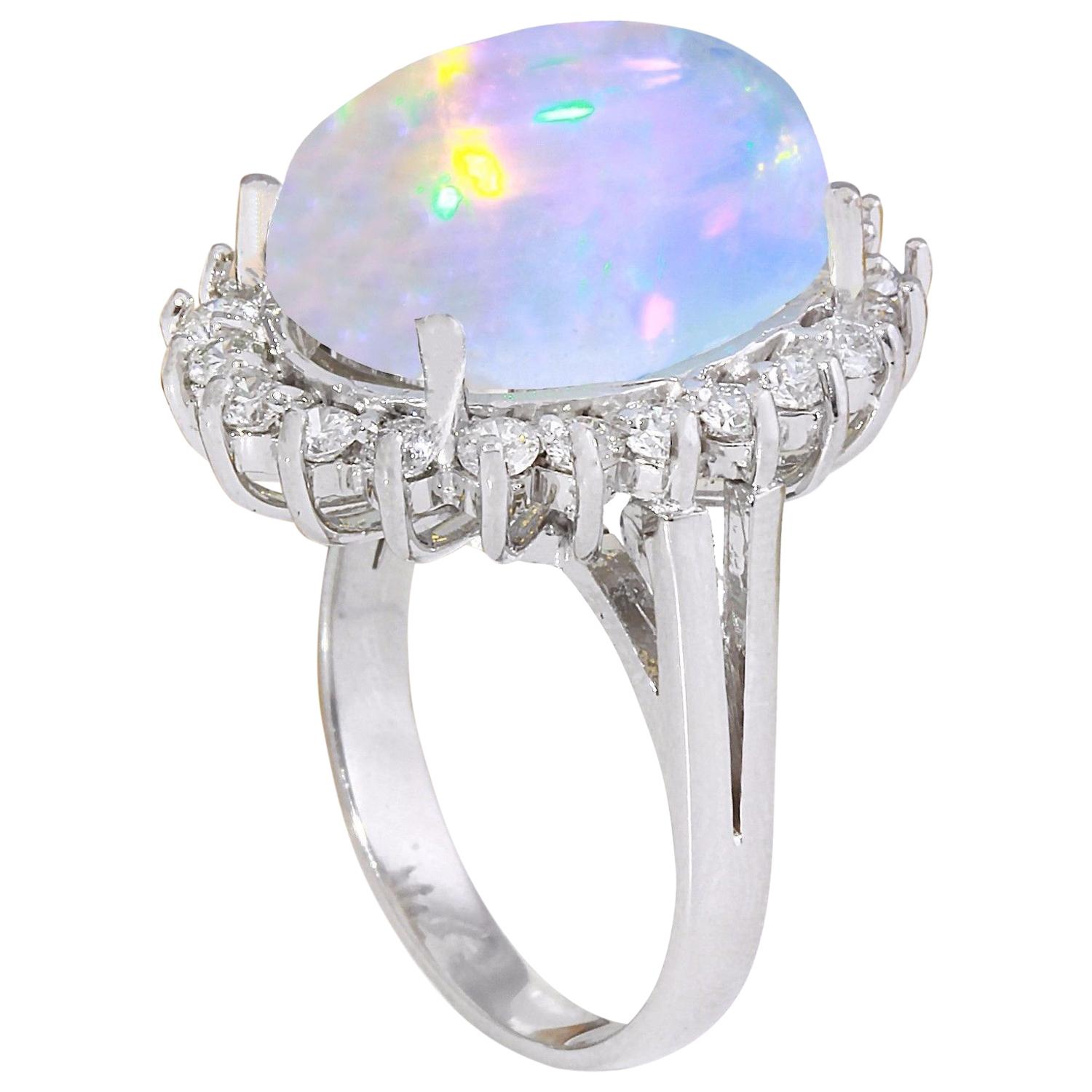 Natural Opal 14 Karat Solid White Gold Diamond Ring In New Condition For Sale In Los Angeles, CA