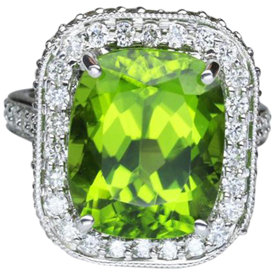 9.54 Carat Cushion Cut Peridot Gold Engagement Ring Estate Fine Jewelry For Sale