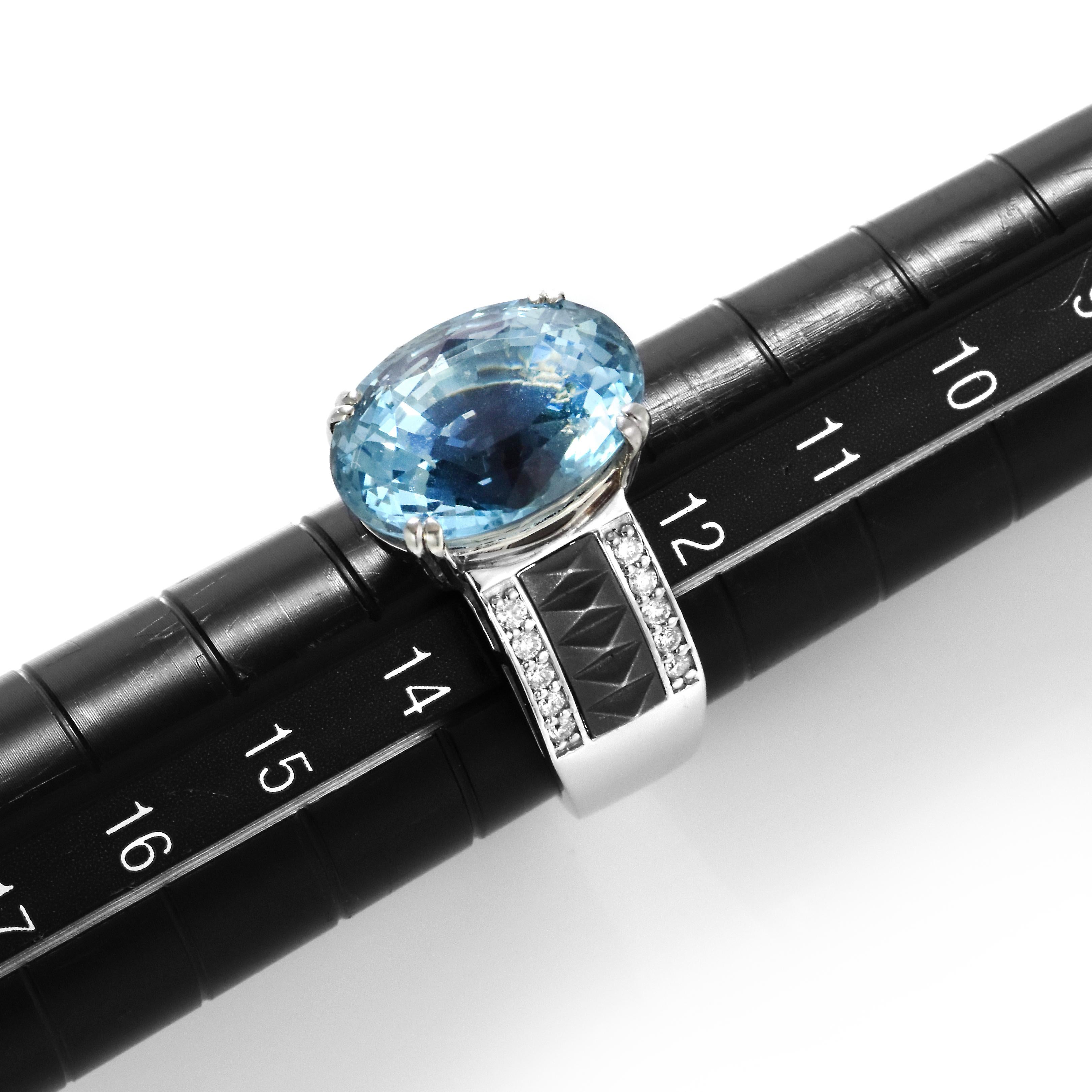 9.54 Carat Natural Santa-Maria Aquamarine and Diamond Ring Made in Platinum For Sale 6