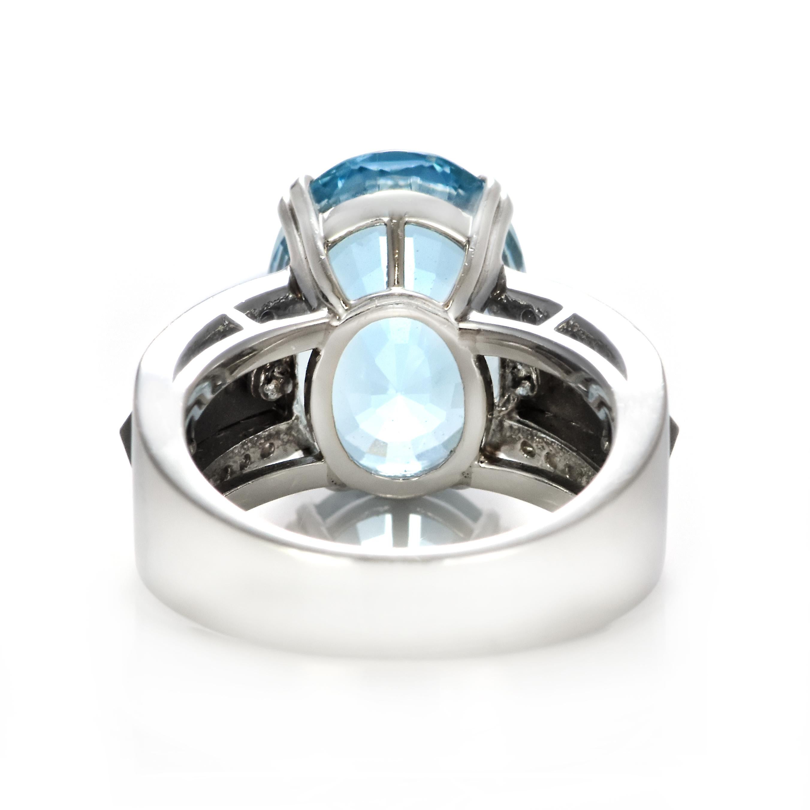 9.54 Carat Natural Santa-Maria Aquamarine and Diamond Ring Made in Platinum For Sale 7