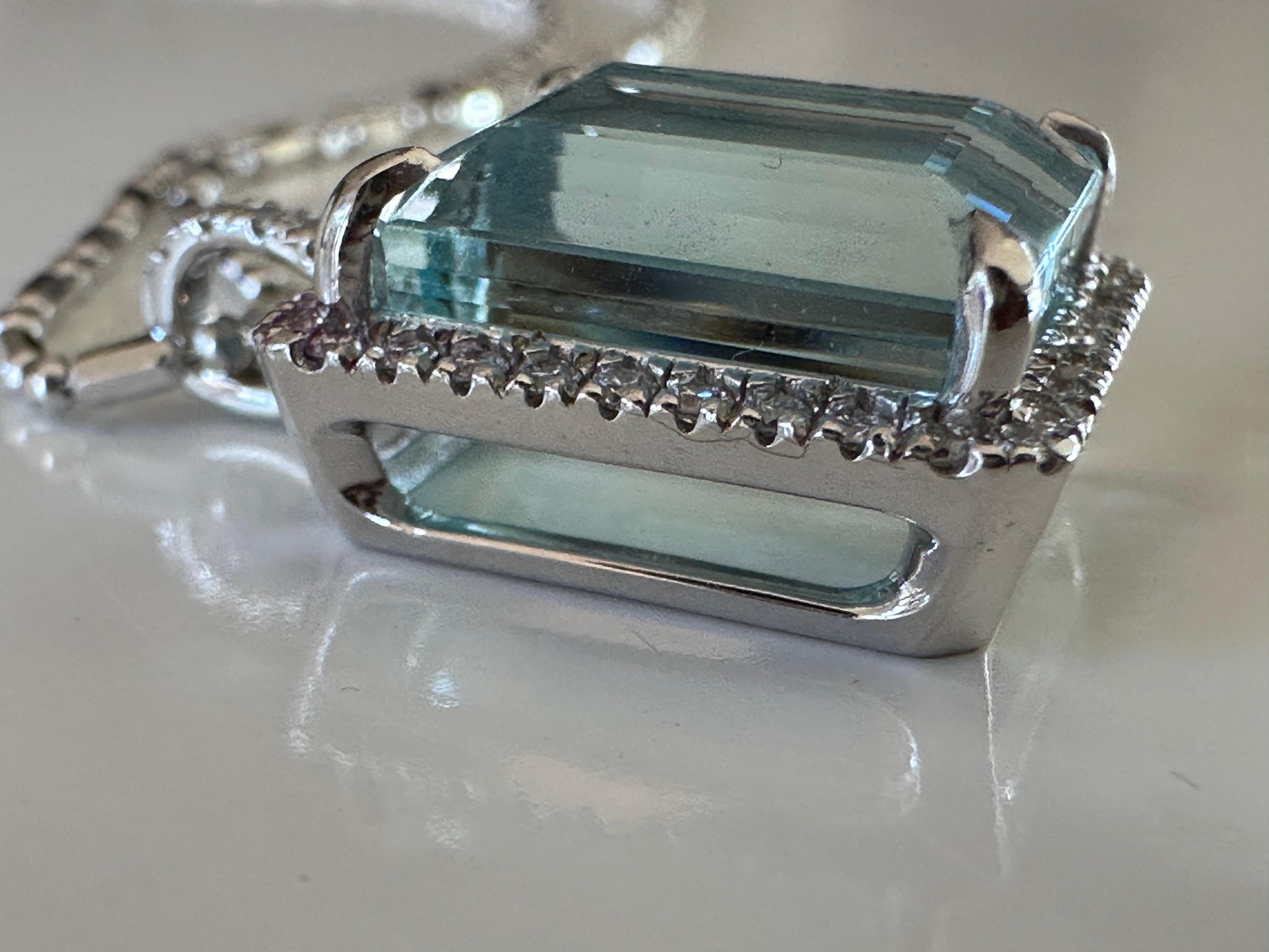 9.55 Carat Emerald Cut Light Blue Aquamarine and Diamond Halo Pendant Necklace  For Sale 4