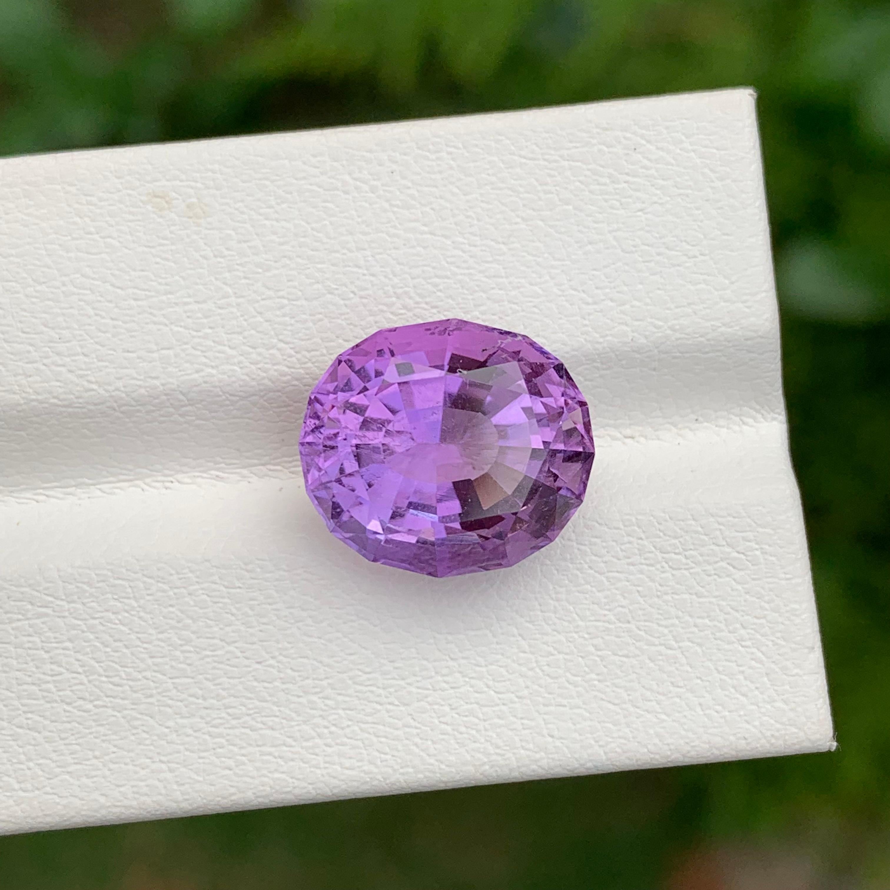 9.55 Karat natürlicher loser Amethyst in ovaler Form aus brasilianischem Minenstein in ovaler Form im Angebot 1
