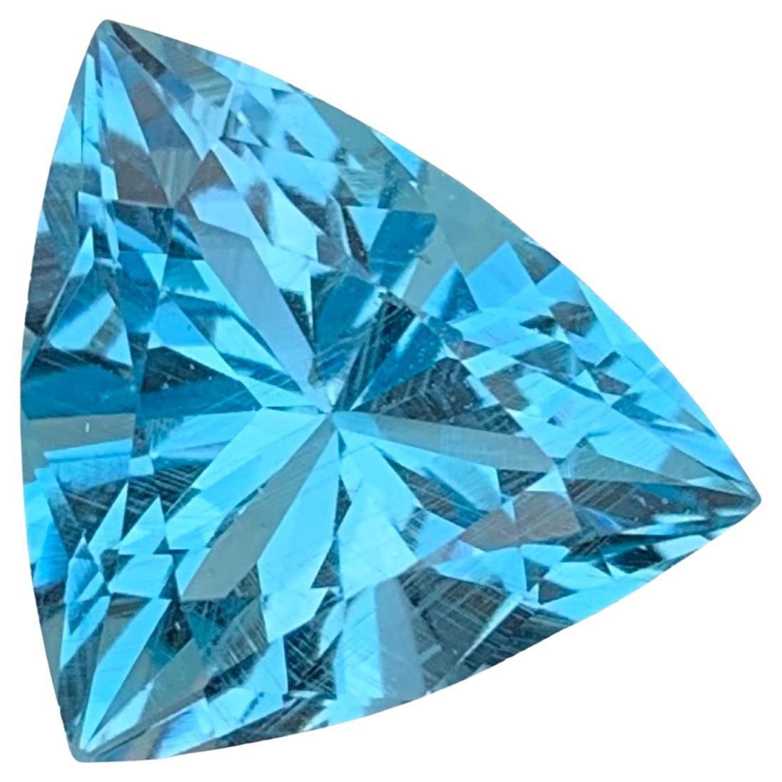 9.55 Carat Trillion Cut Loose Blue Topaz Gem For Jewellery Making  For Sale