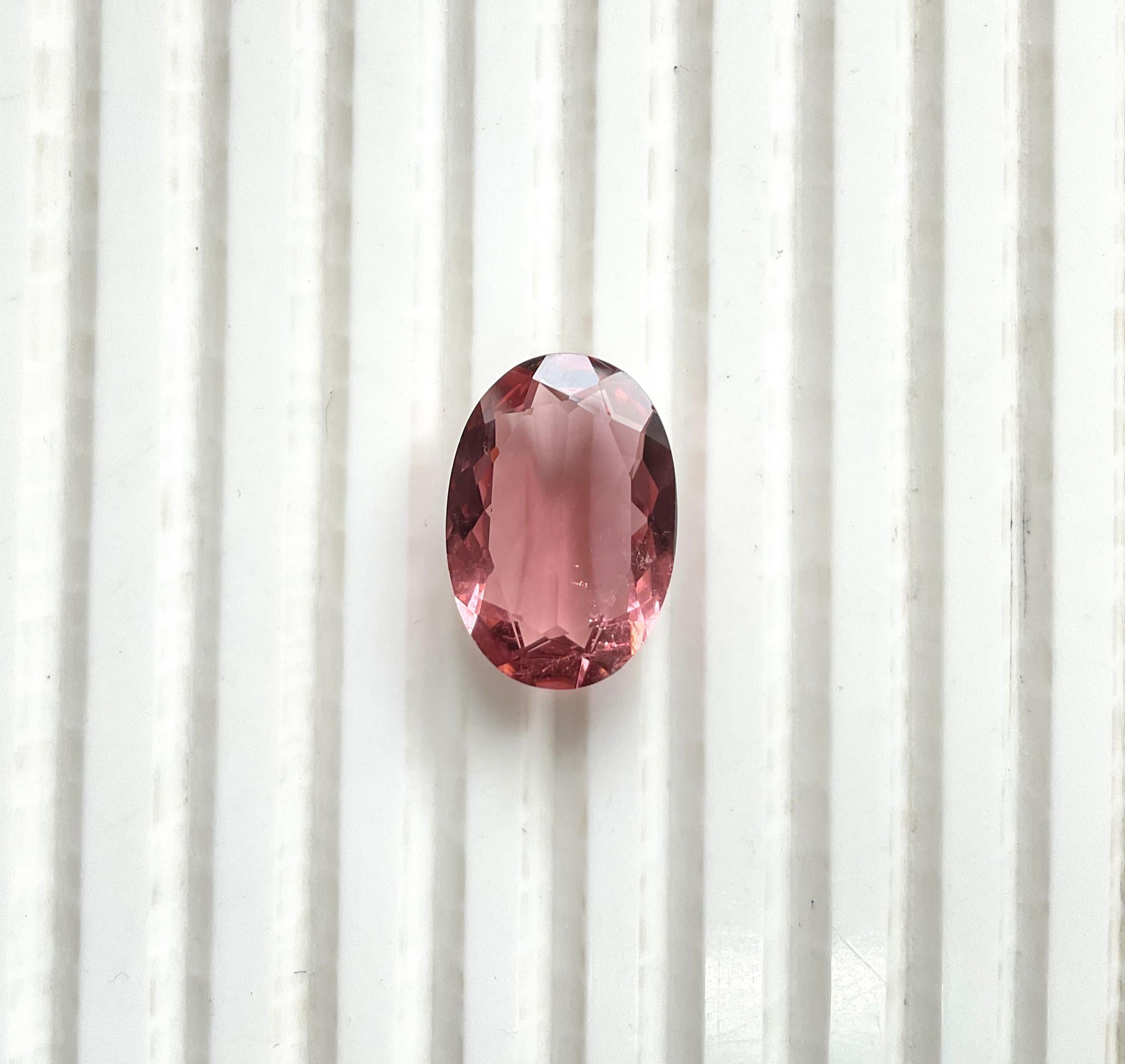 9.55 Carats Pink Tourmaline Oval Faceted cut stone Fine Jewelry Natural Gemstone

Gemstone - Tourmaline
Weight - 9.55 carats
Size -  18x12x6 mm
Shape - Oval Cut Stone