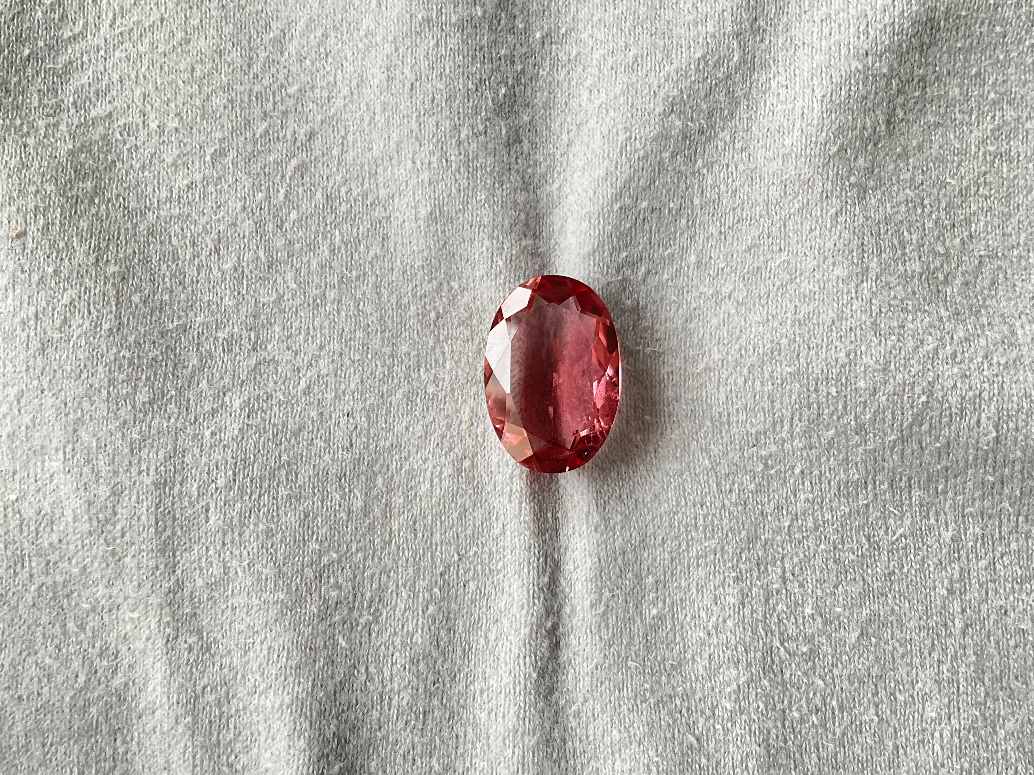 9.55 Carats Pink Tourmaline Oval Faceted cut stone Fine Jewelry Natural Gemstone For Sale 3