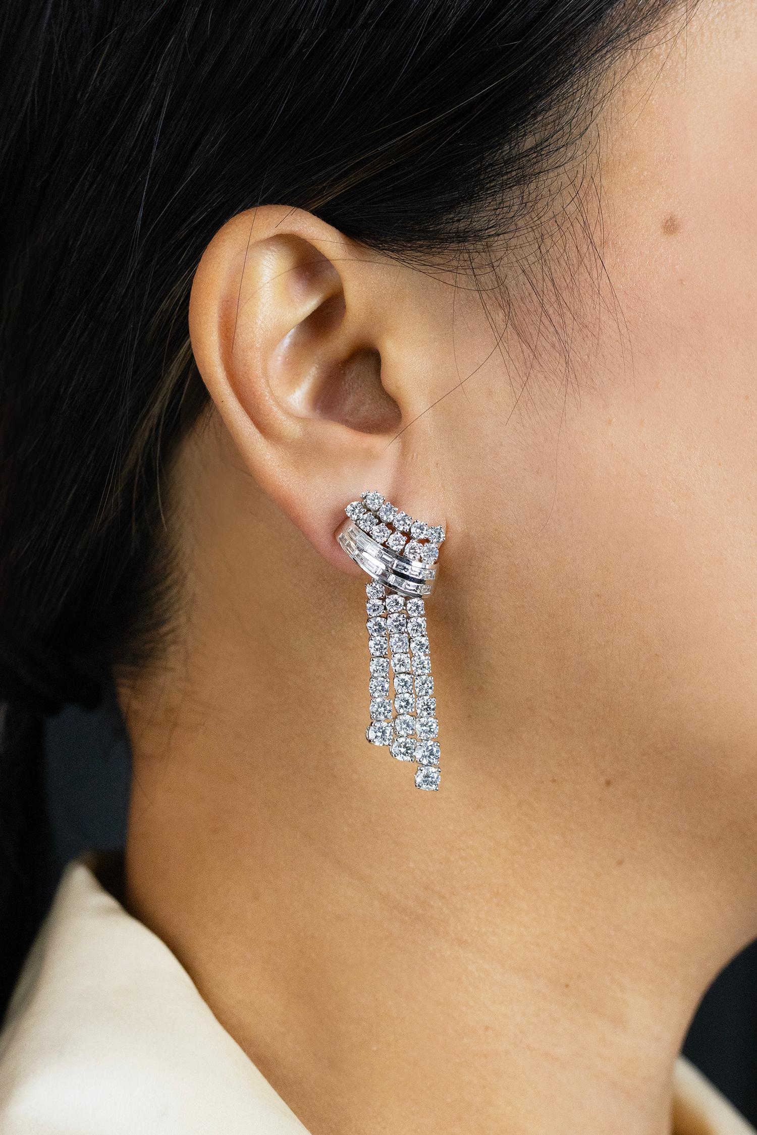 Contemporain Roman Malakov, pendants d'oreilles élégantes en diamants tailles mixtes de 9,55 carats au total en vente