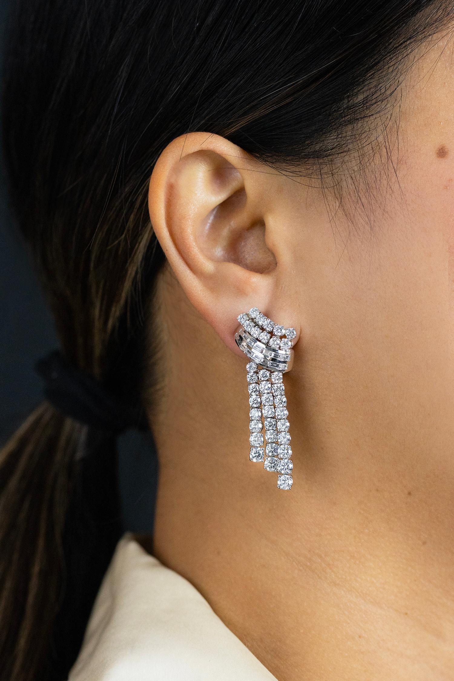 Taille mixte Roman Malakov, pendants d'oreilles élégantes en diamants tailles mixtes de 9,55 carats au total en vente