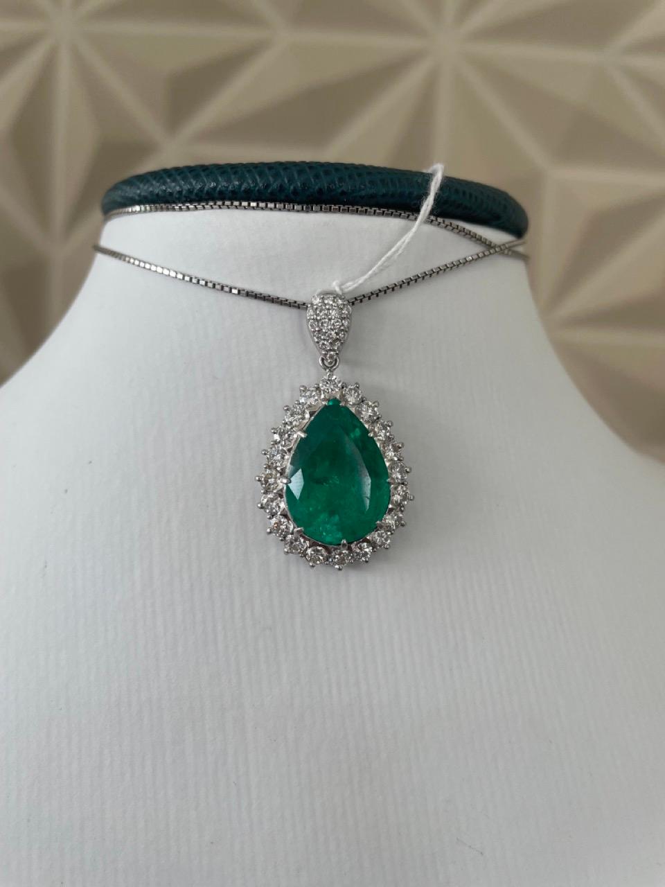 Women's 9.55 Pear Shape Emerald Pendant Diamond Bordered For Sale