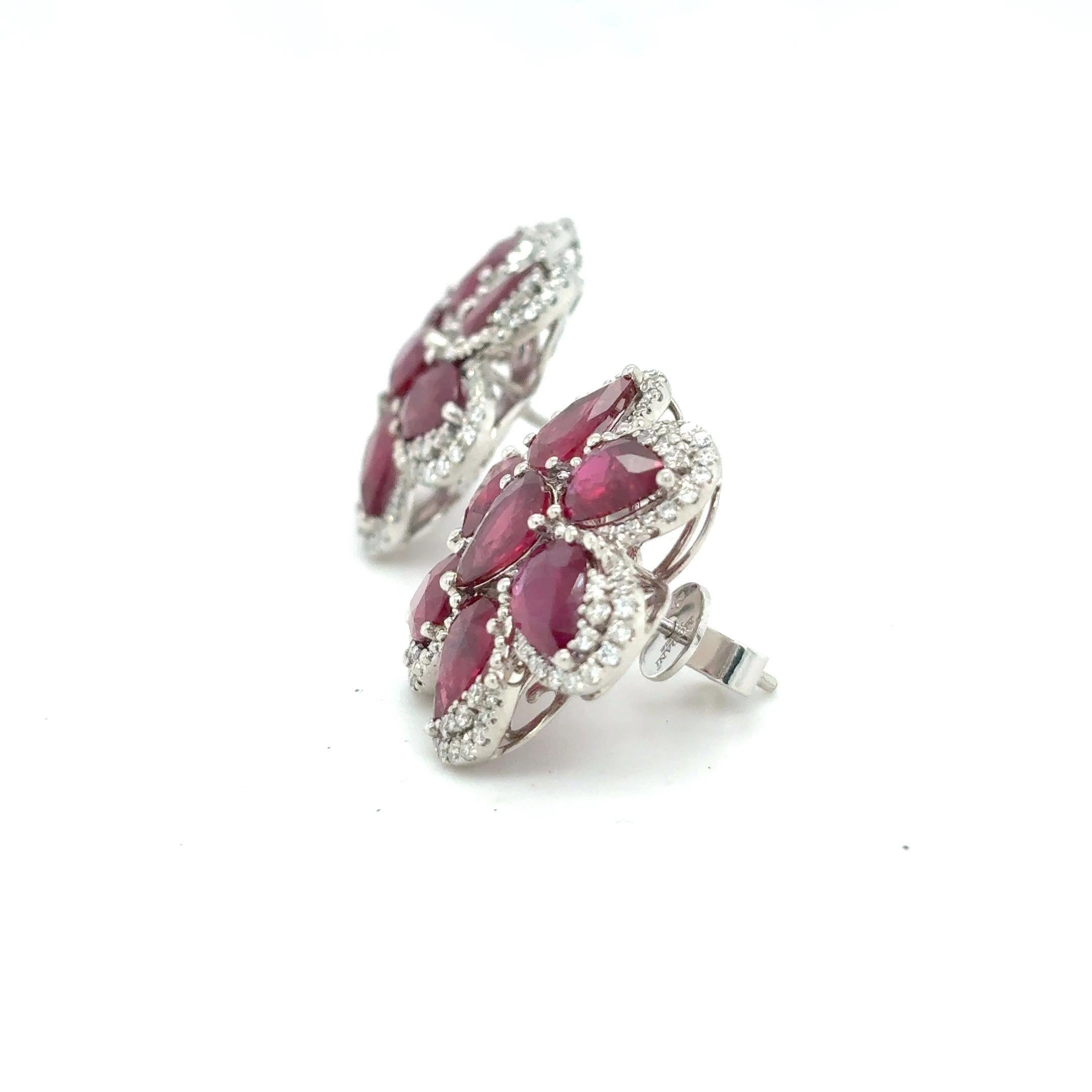 Boucles d'oreilles 9.56 carats Rubis Diamant taille poire Neuf - En vente à Trumbull, CT
