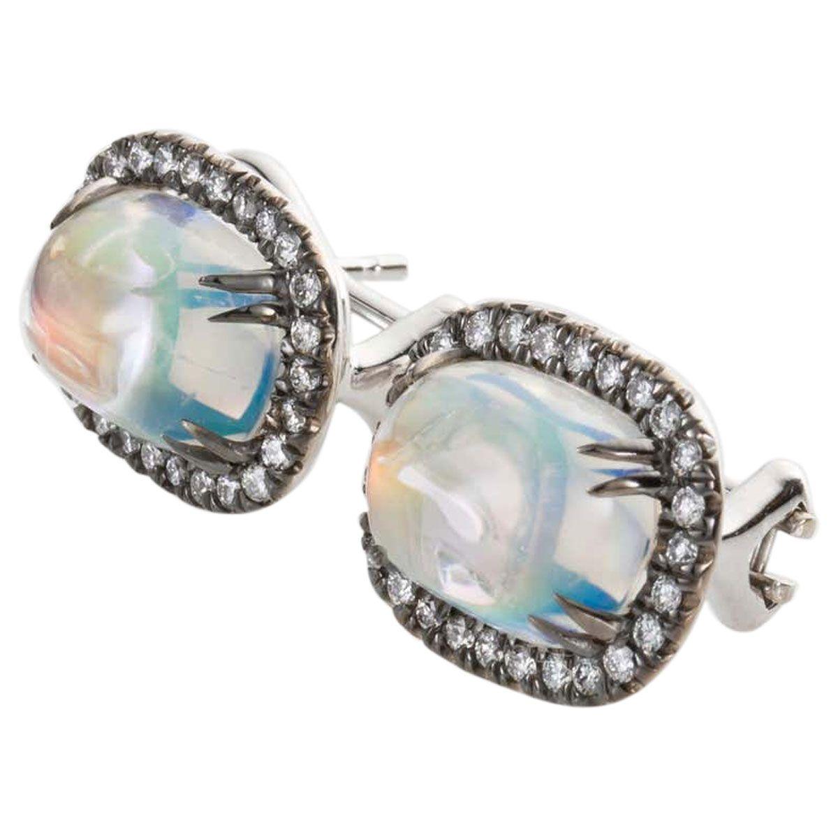 Contemporary 9.56 Carat Rainbow Moonstone & Diamond 18 Karat White Gold Earrings