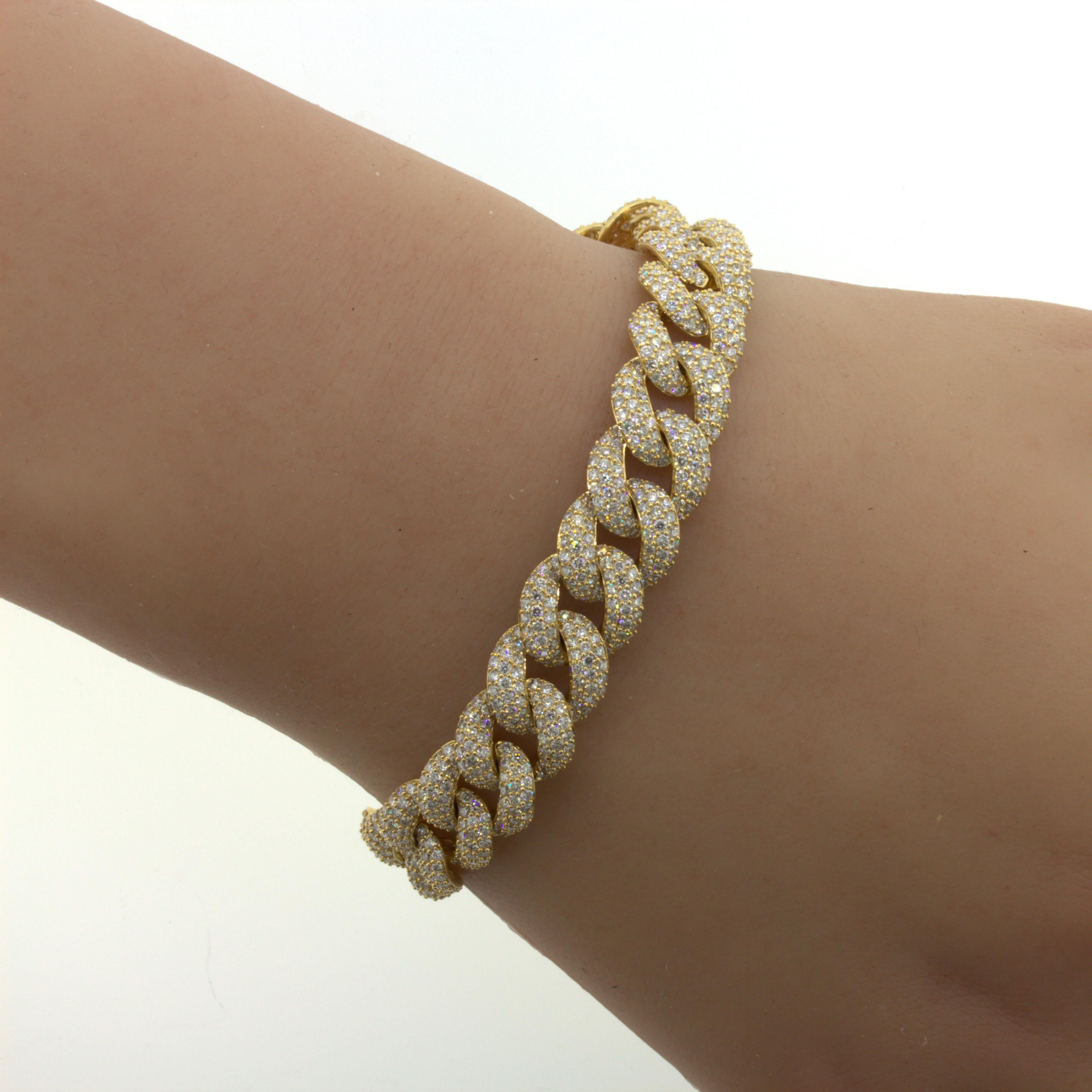 Bracelet à maillons en or jaune 18 carats avec pavé de diamants de 9,57 carats Unisexe en vente