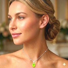 9,58 Karat Peridot Runder Diamant Halskette aus Gelb- und Weißgold