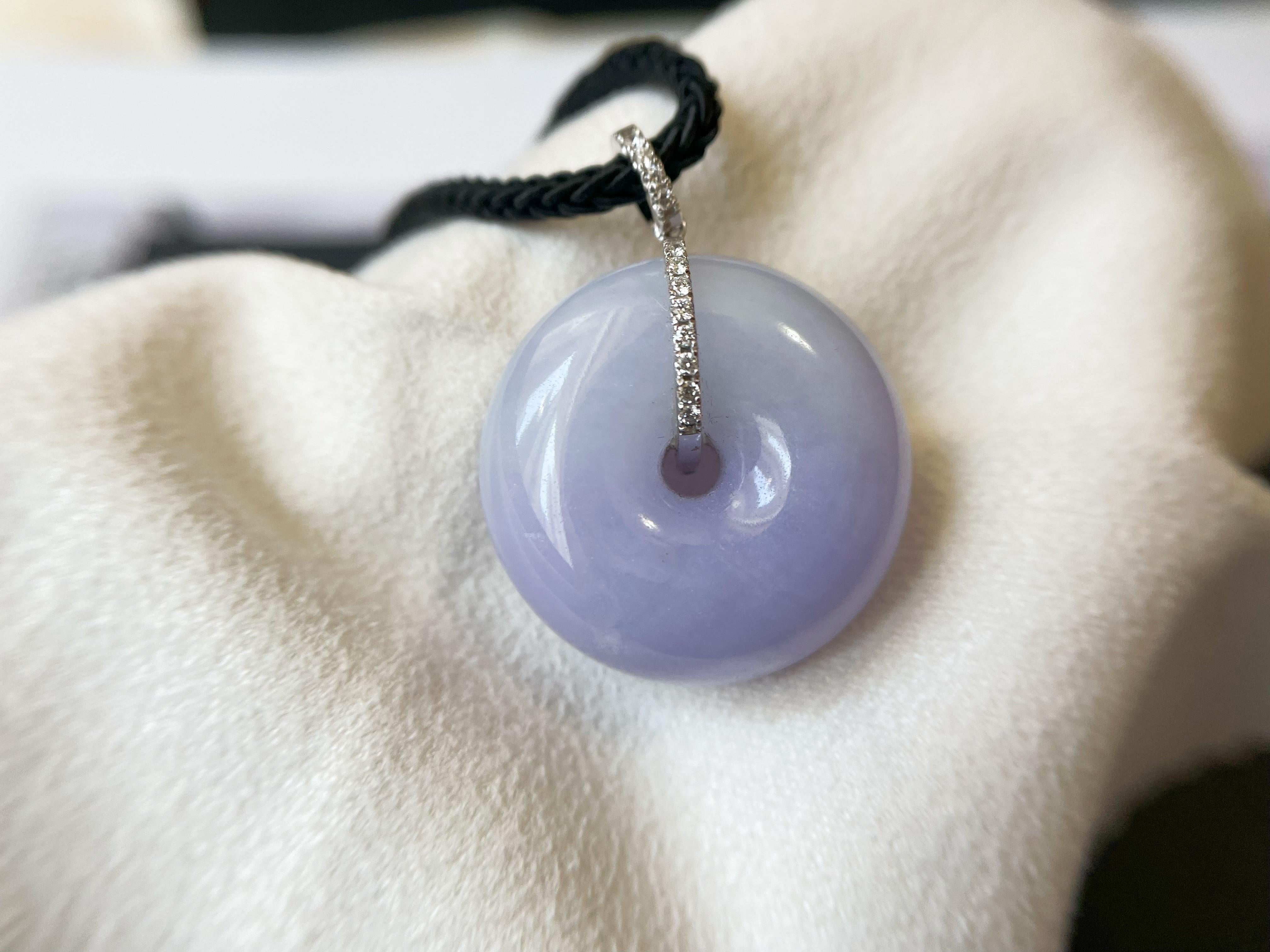 95.87 Ct - Natural Myanmar Lavender Icy Type Jadeite Donut Necklace In New Condition For Sale In Kowloon, HK