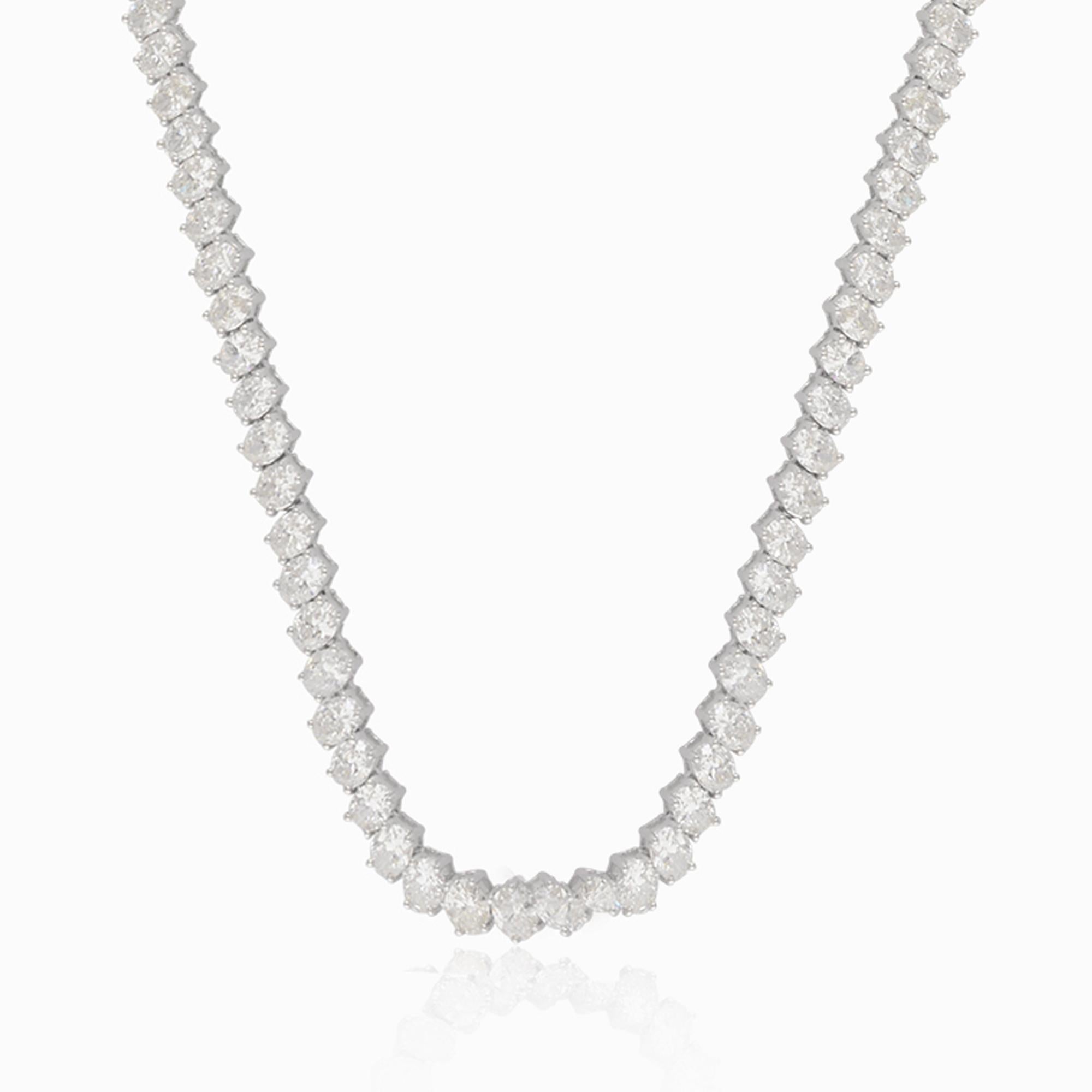 Collar de cadena de tenis con diamantes ovalados de 9,5 quilates Joyería de oro blanco de 18 quilates hecha a mano en Nuevo estado para la venta en Diera, Dubai