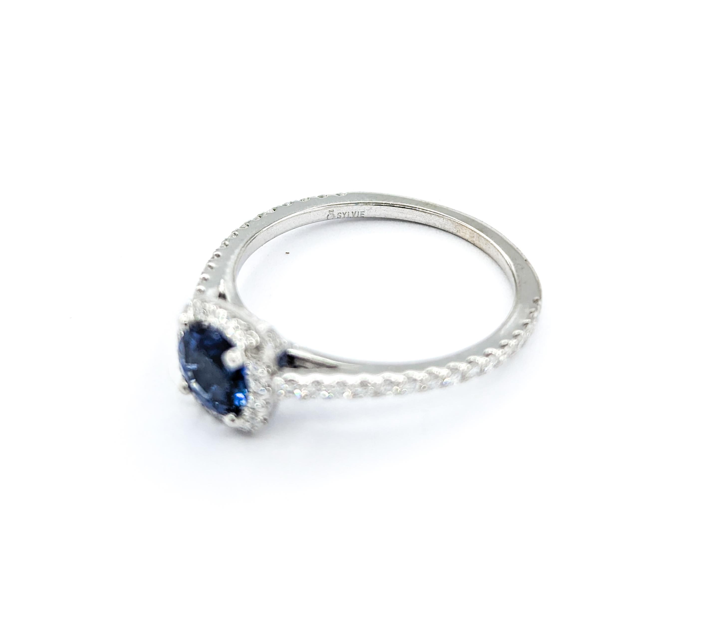 .95ct Sapphire & Diamond Halo Ring in White Gold For Sale 3