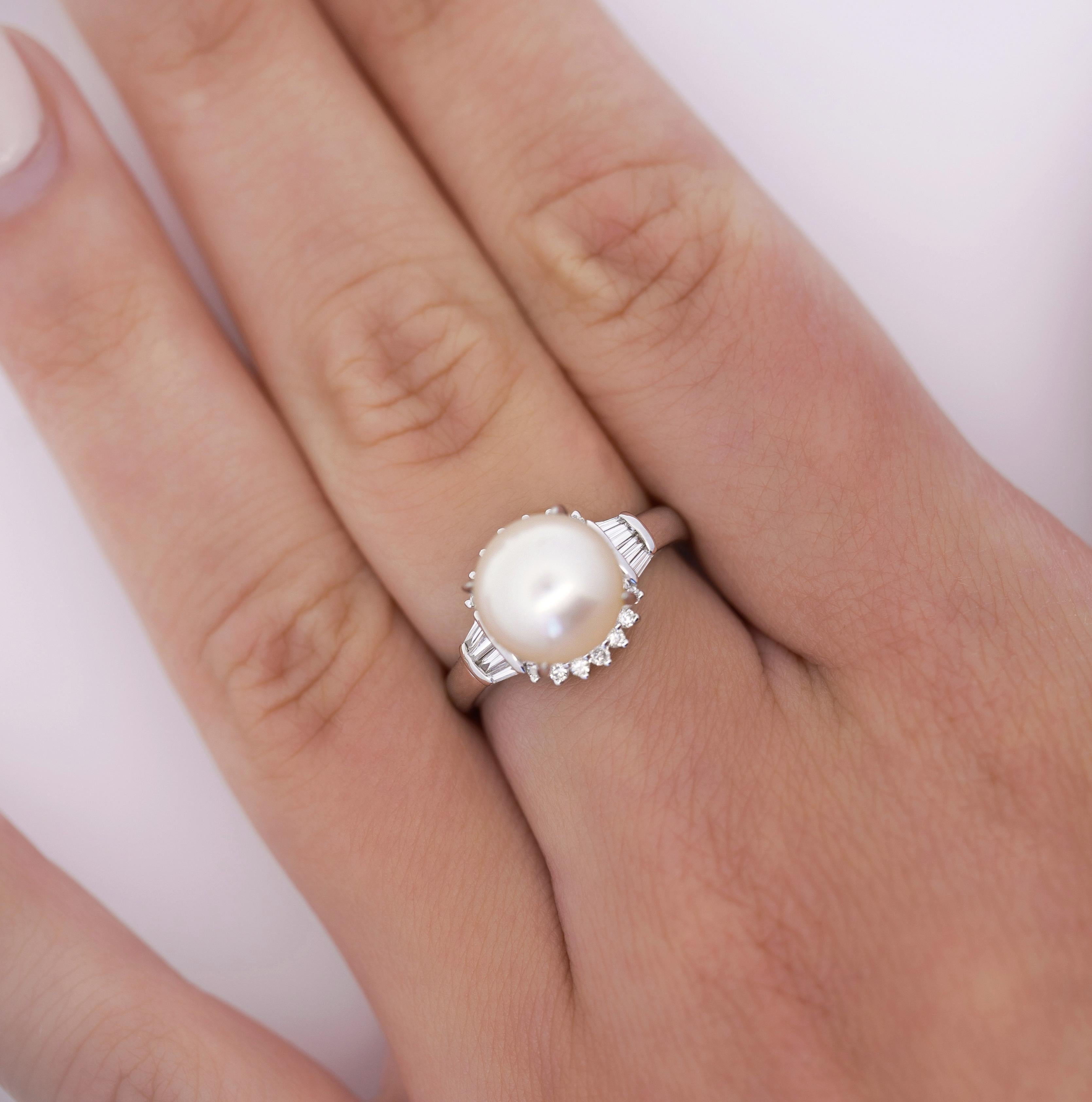 Women's or Men's 9.5mm South Sea White Pearl and Baguette Diamond Ring in Platinum For Sale