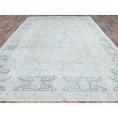Tappeto Kerman in stile Old Farsian, 9'5"x12'6", annodato a mano, in lana color avorio, dall'aspetto consumato e invecchiato