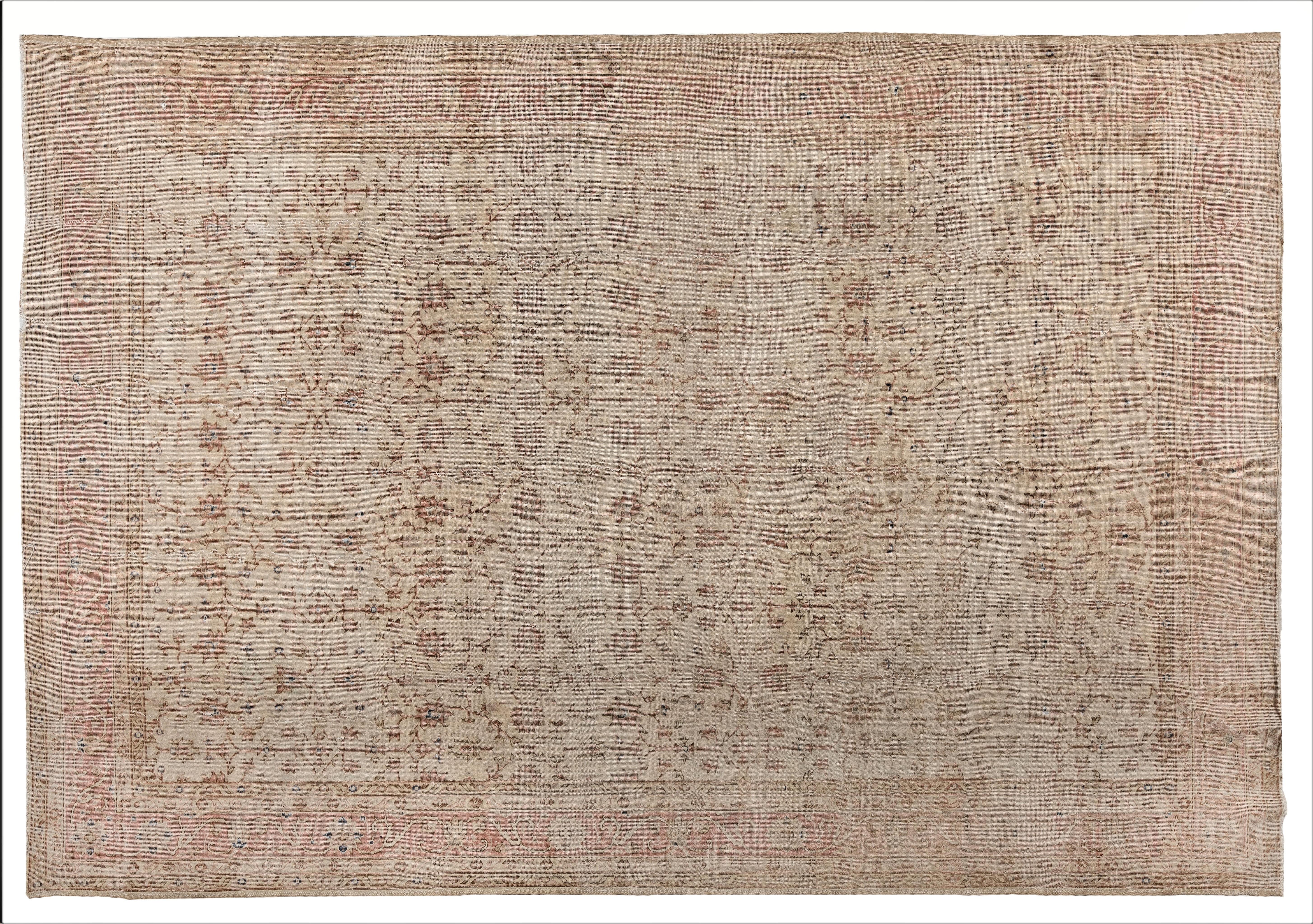 Hand-Knotted 9.5x12.7 Ft Vintage Hand Knotted Oushak Rug in Soft, Muted Colors For Sale