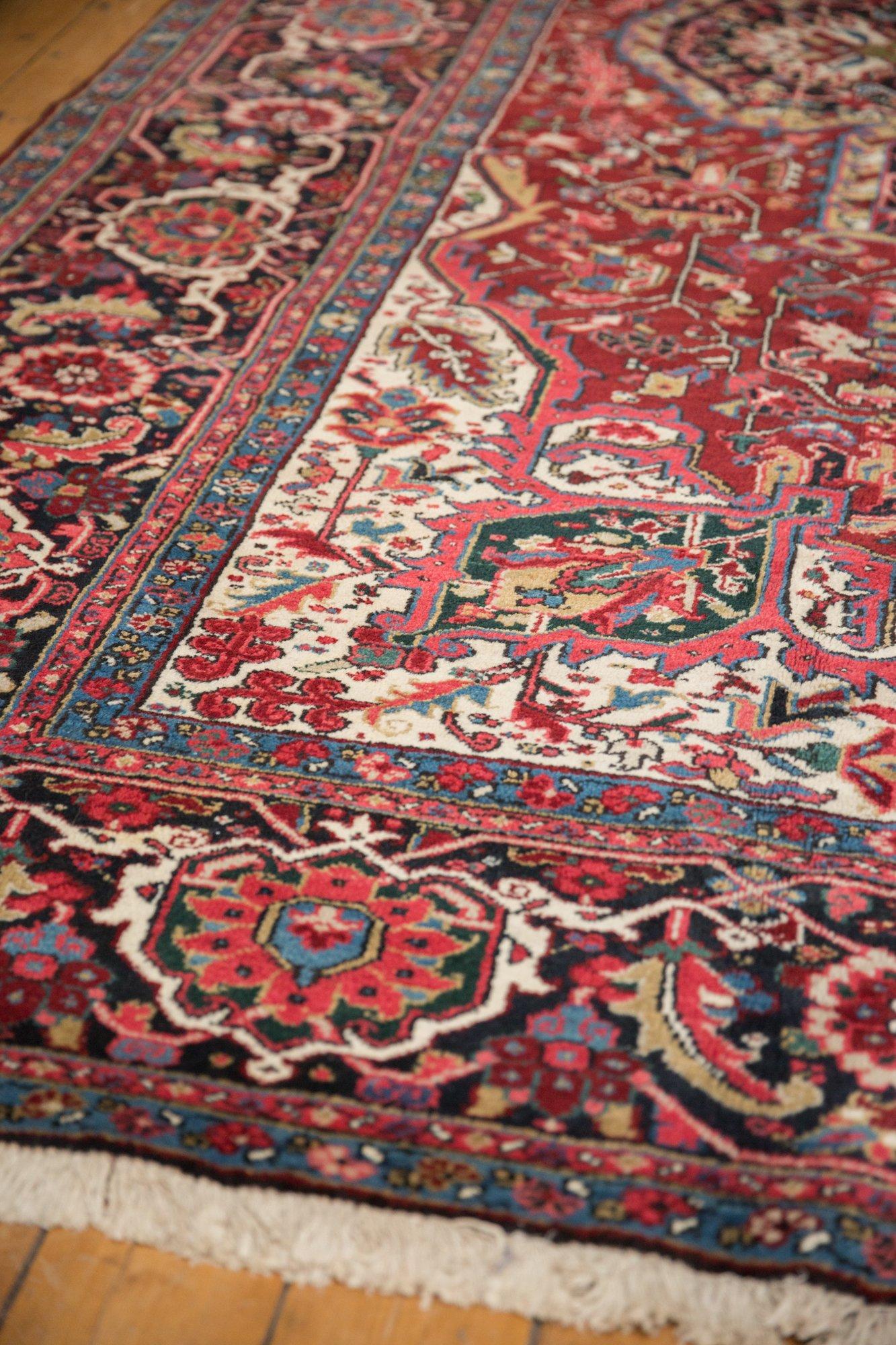 Vintage Ahar Carpet In Good Condition For Sale In Katonah, NY