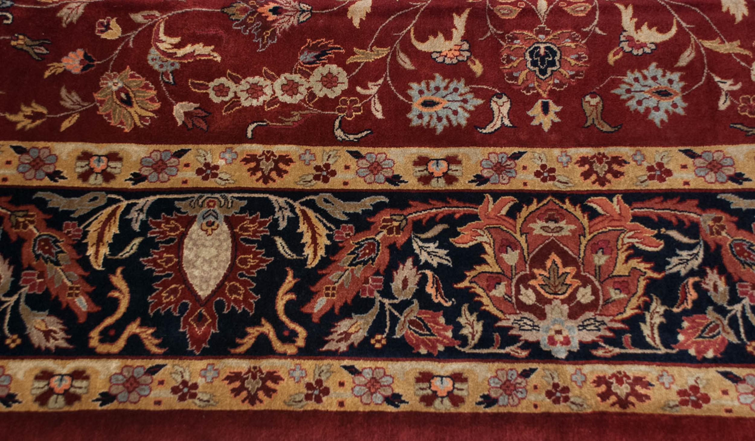 Contemporary Fine Indian Mohajeran Sarouk Design Carpet For Sale