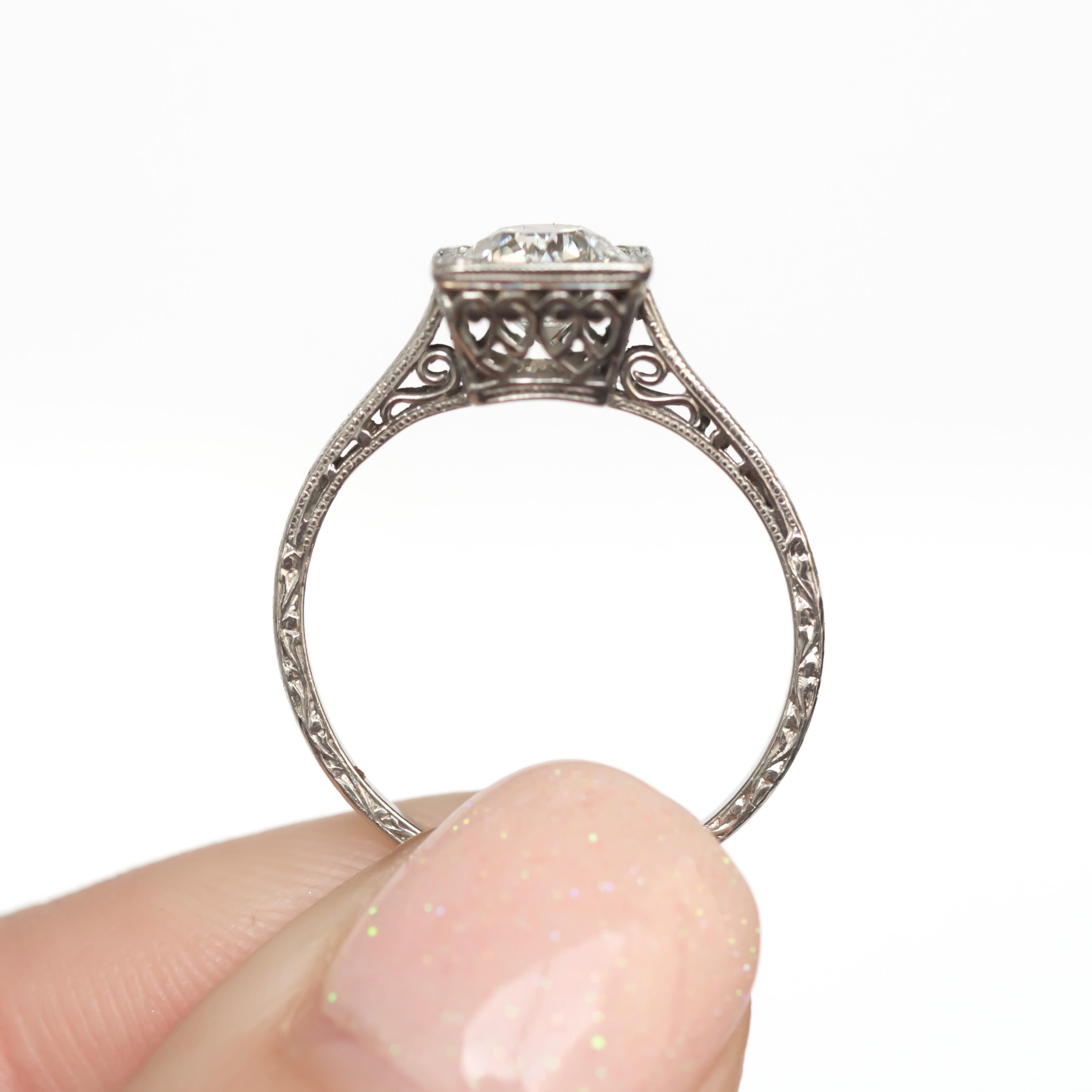 Bague de fiançailles en platine avec diamants de 0,96 carat Unisexe en vente