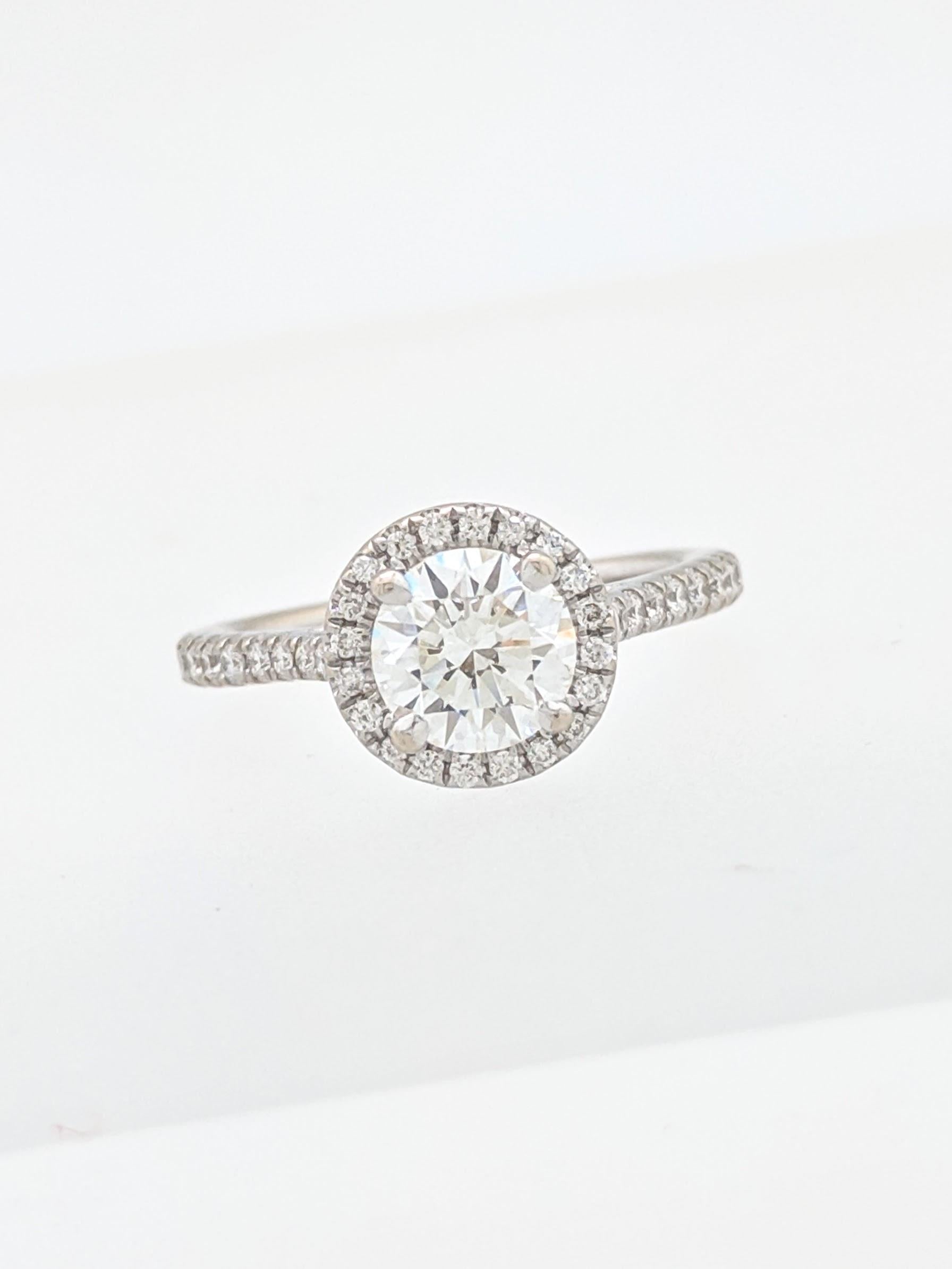 Round Cut .96 Carat Round Brilliant Cut Natural Diamond Ring GIA Certified SI1/F For Sale
