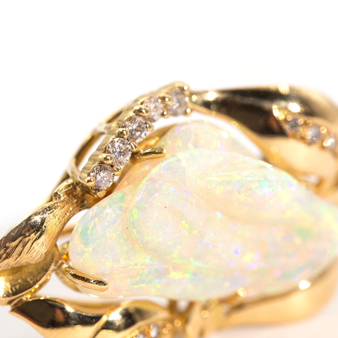 9.6 Carat Solid Australian Carved Opal and Diamond 18 Carat Gold Pendant Brooch For Sale 4