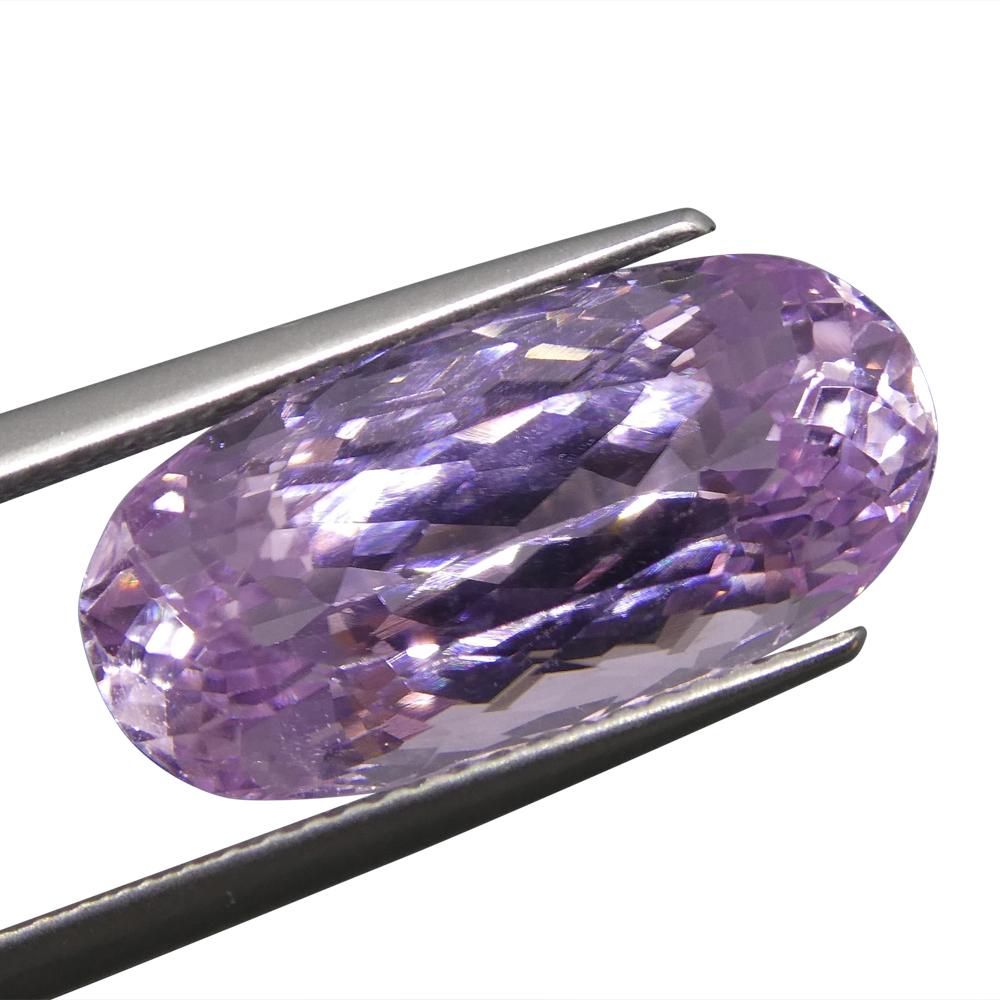 Taglio brillante 9.6 ct Kunzite ovale in vendita