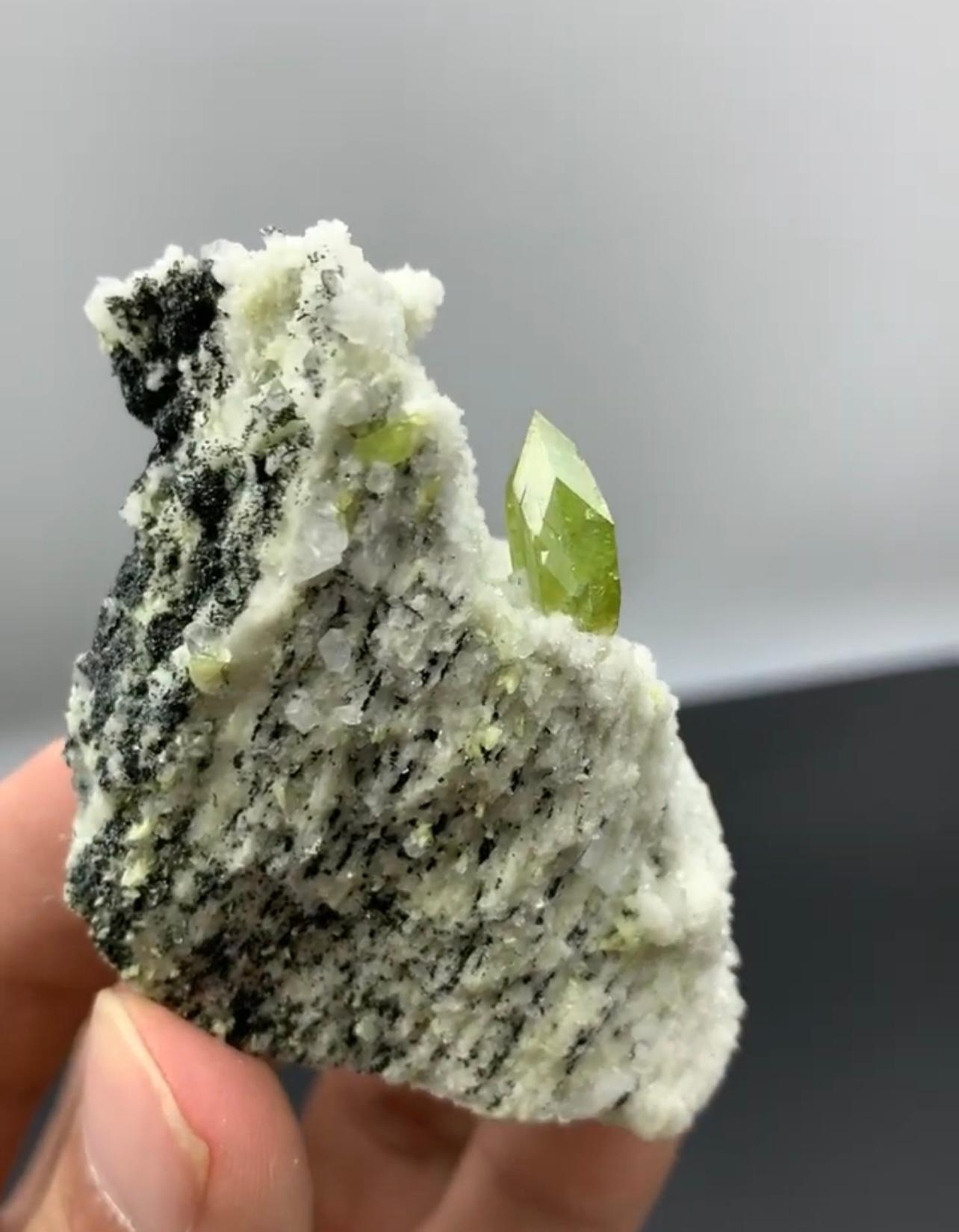 Adam Style 96 Grams Apple-Green Twinned Titanite Crystals On Calcite Matrix From Pakistan For Sale