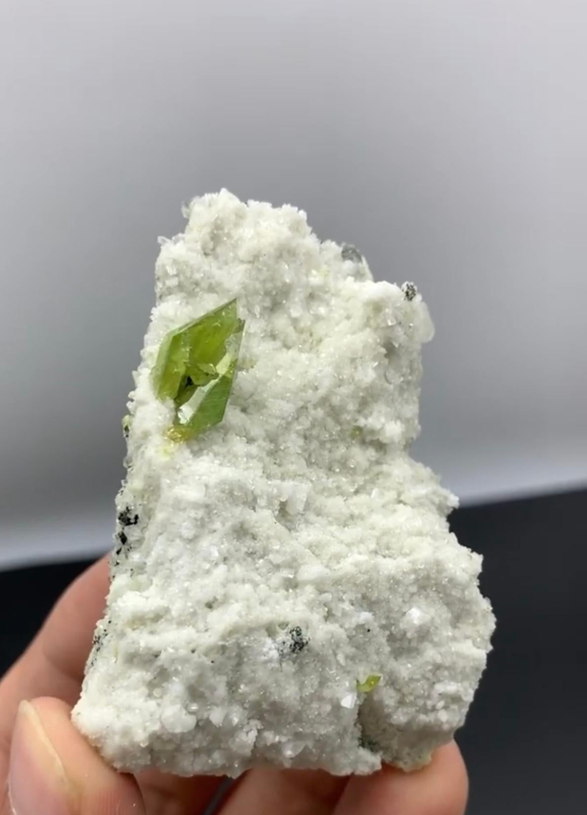 96 Grams Apple-Green Twinned Titanite Crystals On Calcite Matrix From Pakistan For Sale 1