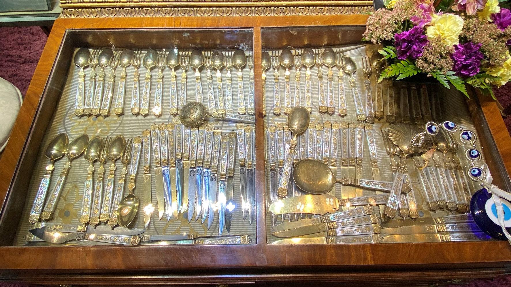 96 Pc French Vermeil Silver and Mother-of-pearl Dessert Service by Cardeilhac 3