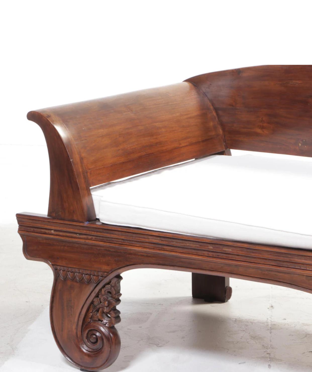 96” x 38” Indoor/Outdoor Hand Carved Teak Daybed In Good Condition In Chicago, IL